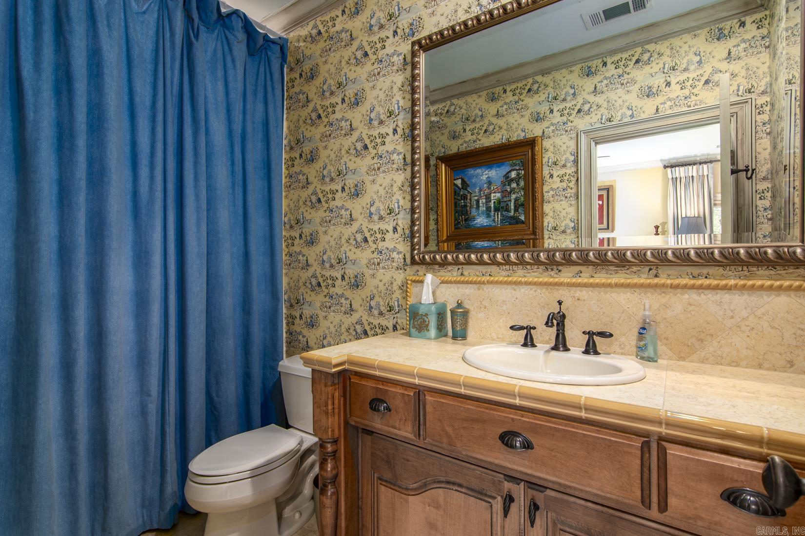 VALLEY FALLS ESTATES - Residential