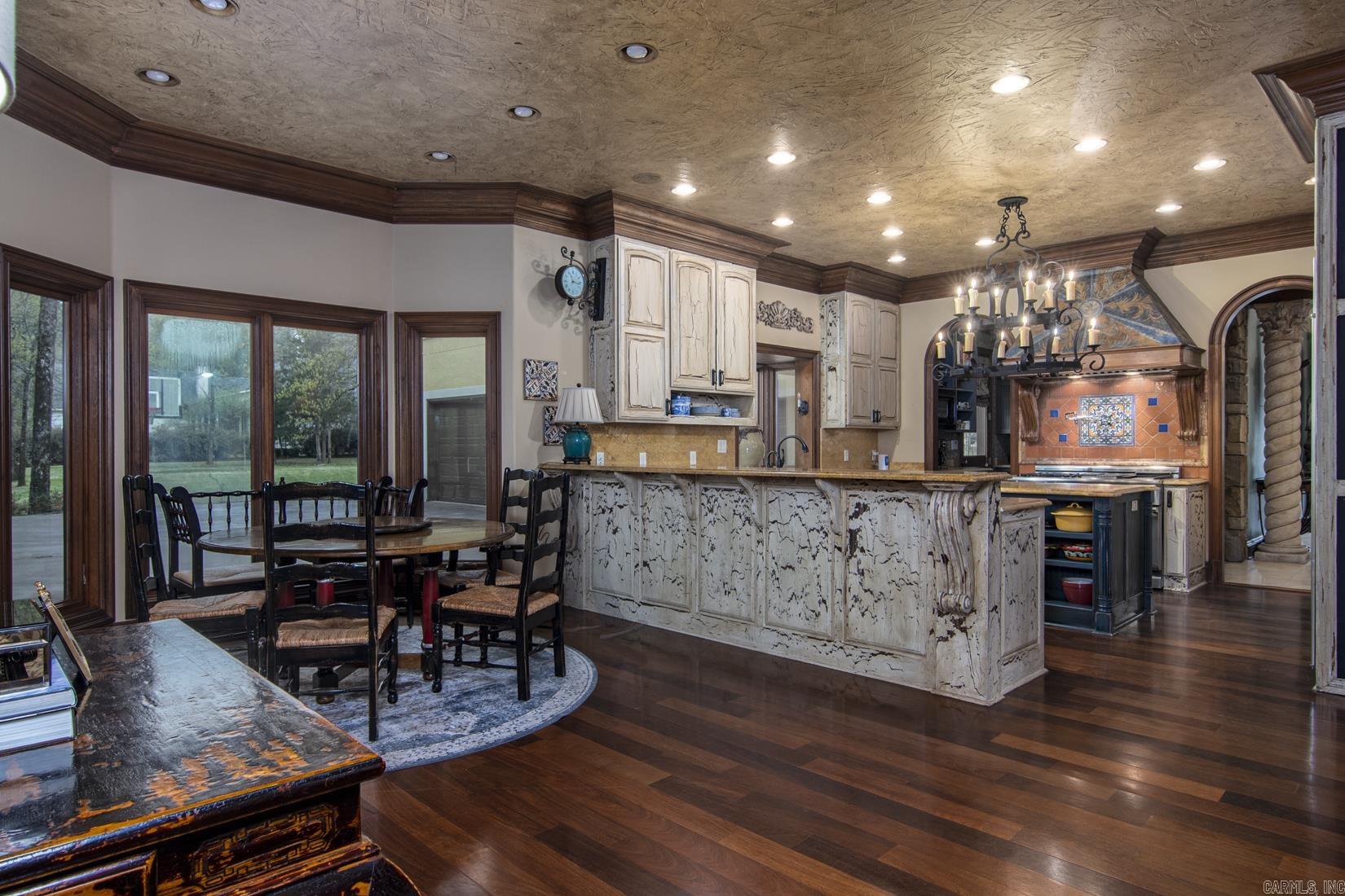 VALLEY FALLS ESTATES - Residential