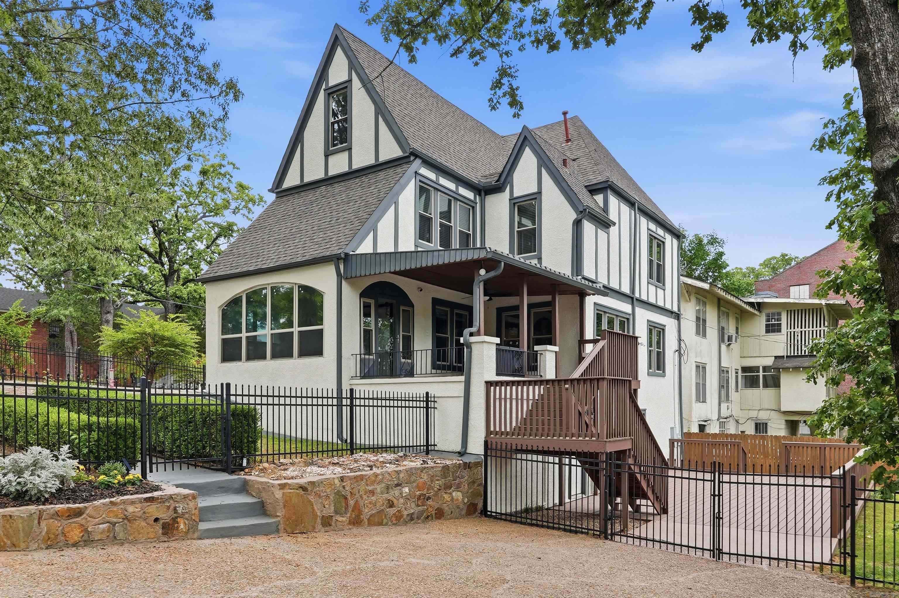 PULASKI HEIGHTS - Residential