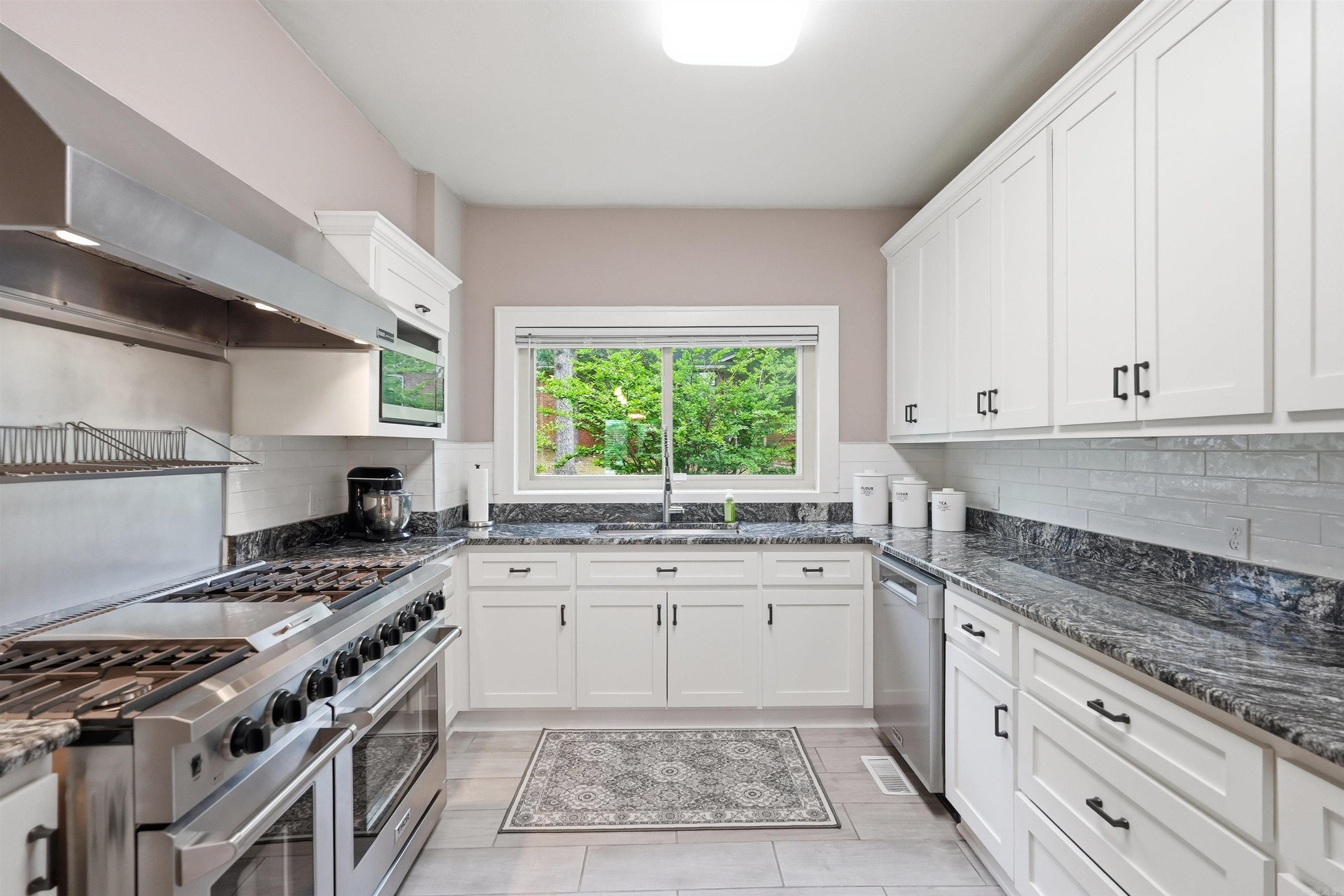 PULASKI HEIGHTS - Residential