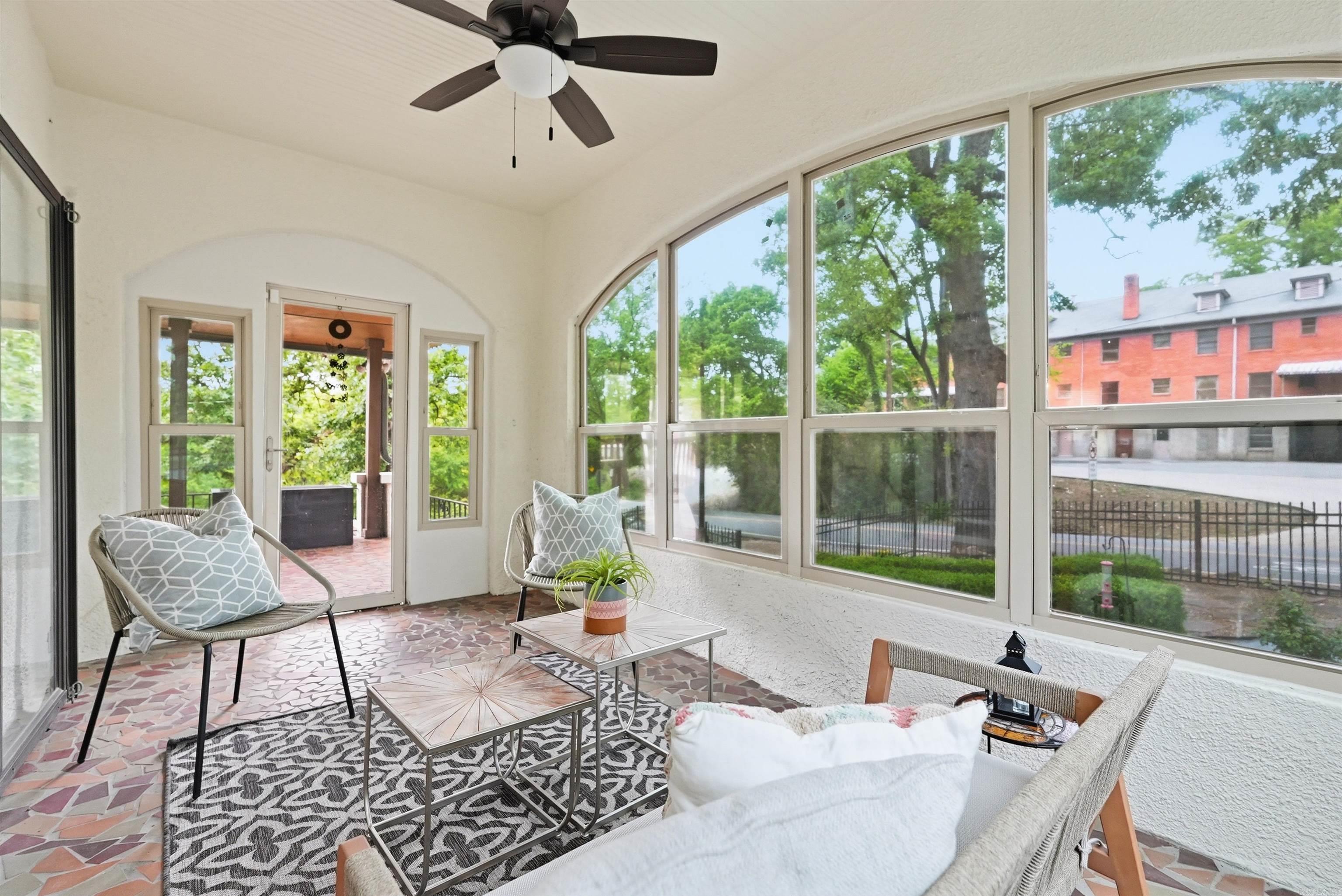 PULASKI HEIGHTS - Residential