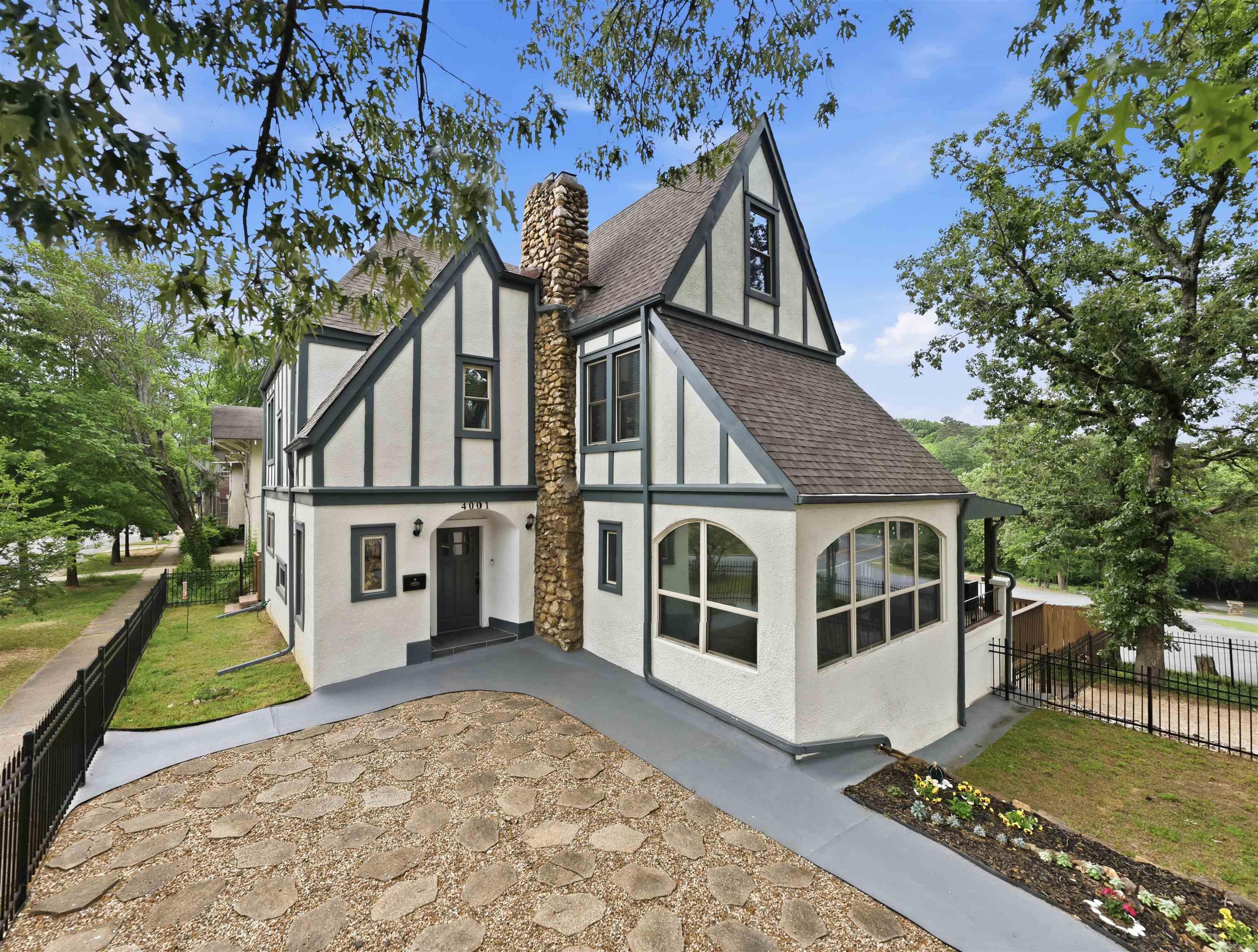 PULASKI HEIGHTS - Residential