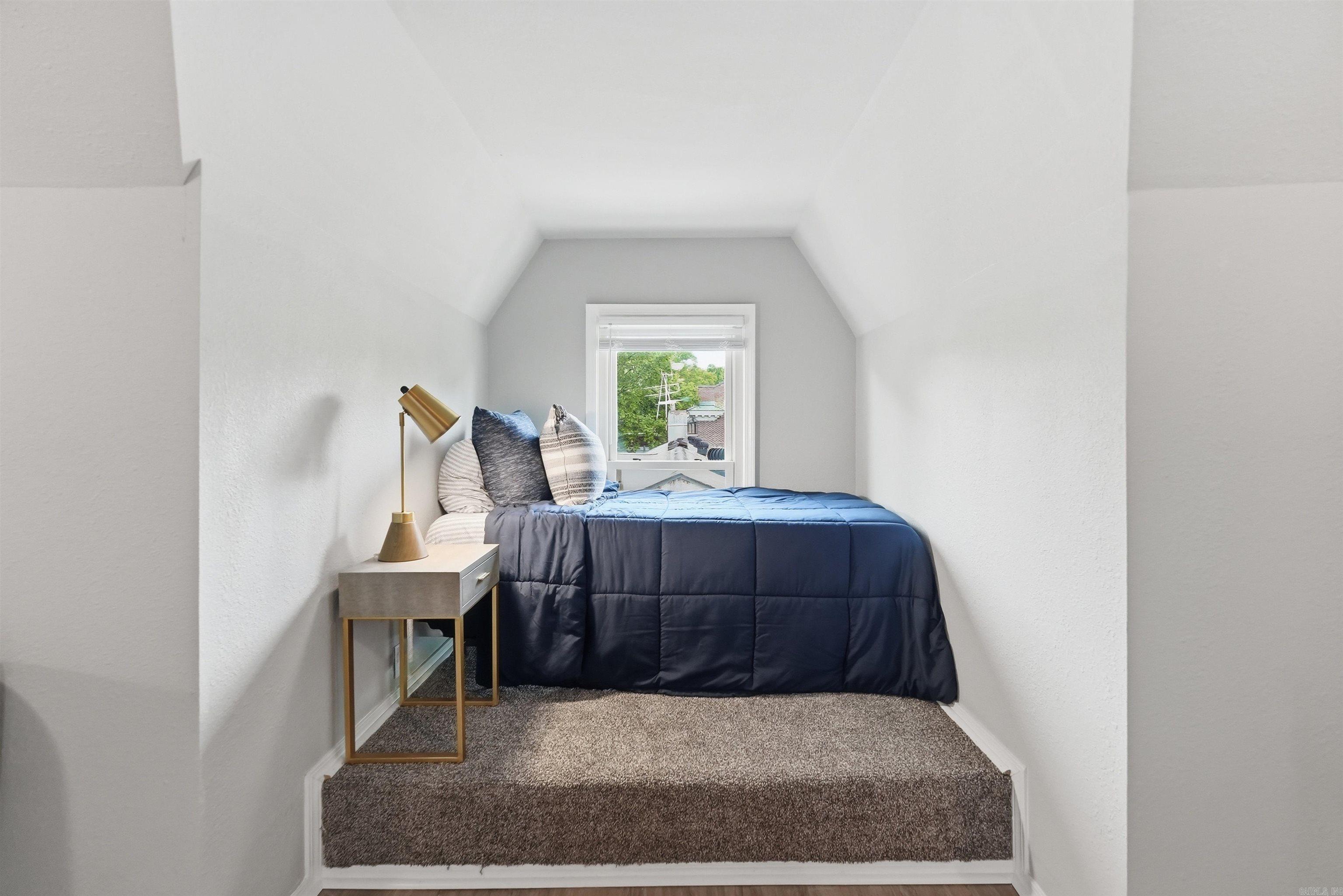 PULASKI HEIGHTS - Residential