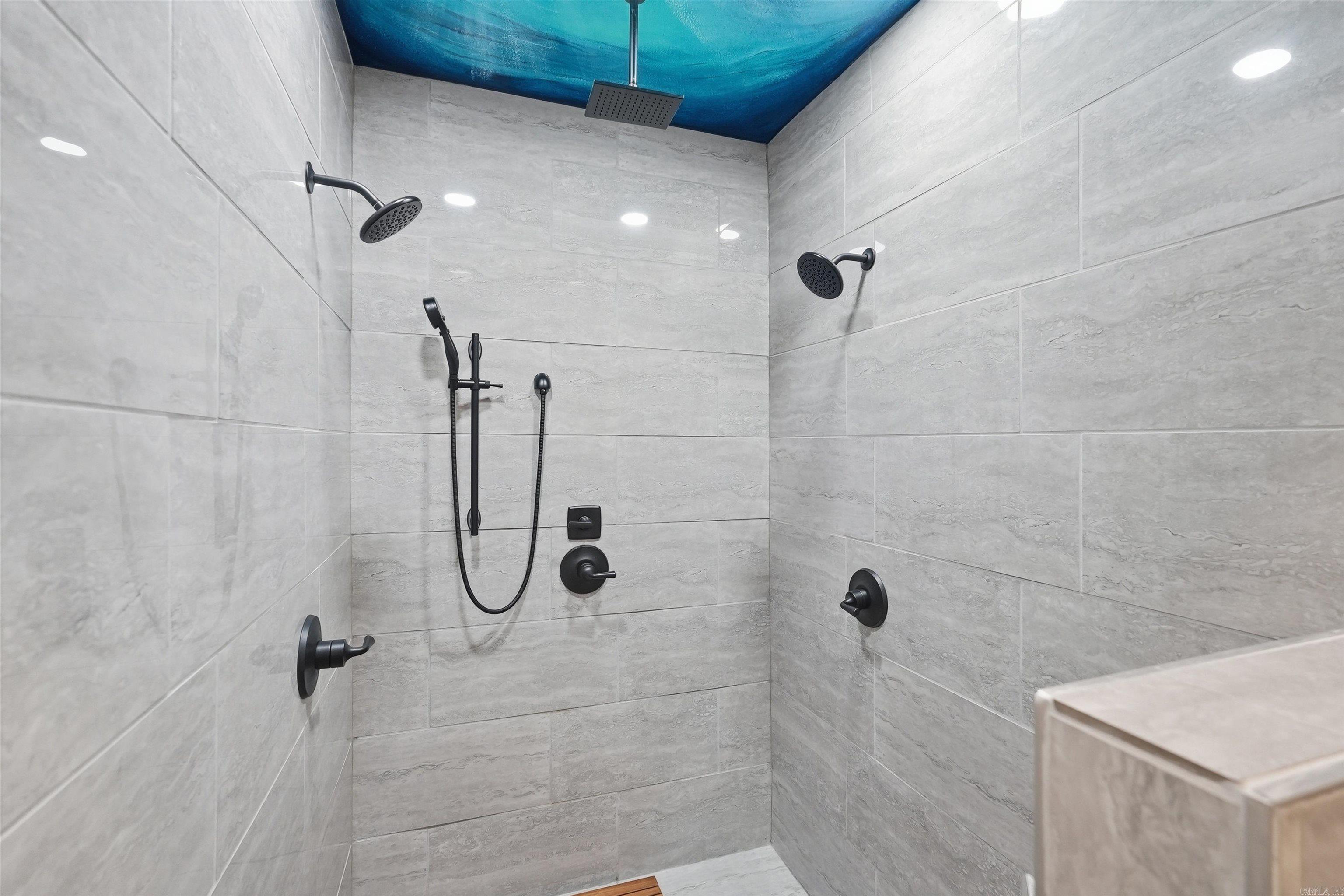 PULASKI HEIGHTS - Residential