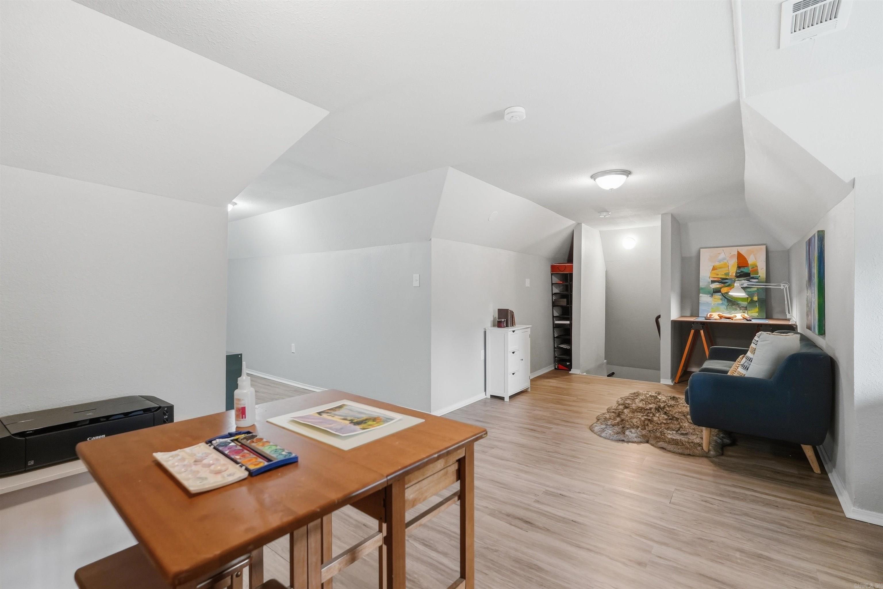 PULASKI HEIGHTS - Residential