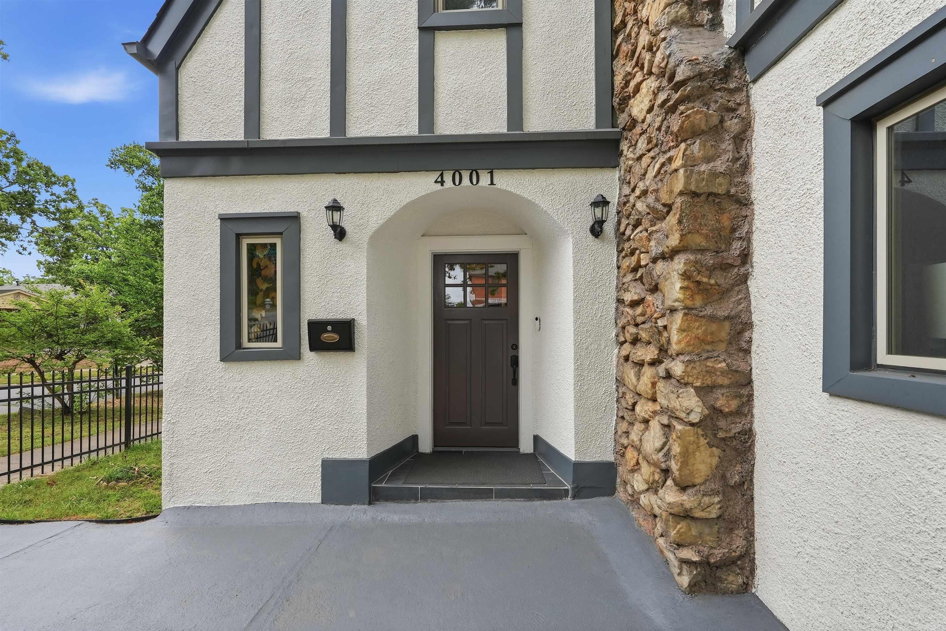 PULASKI HEIGHTS - Residential