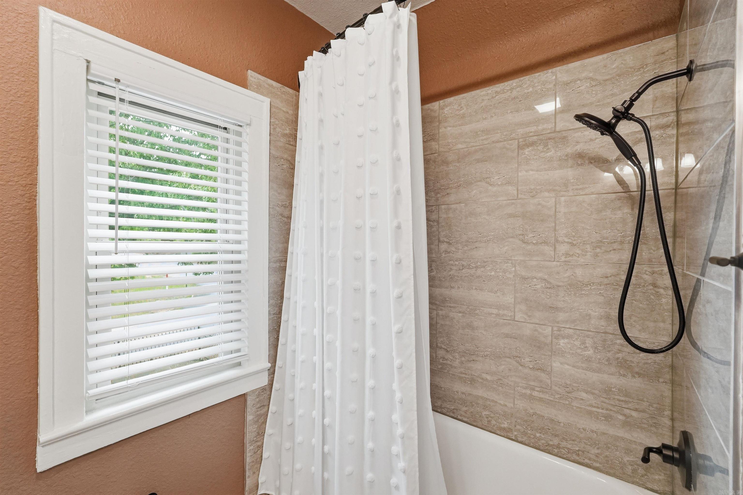 PULASKI HEIGHTS - Residential