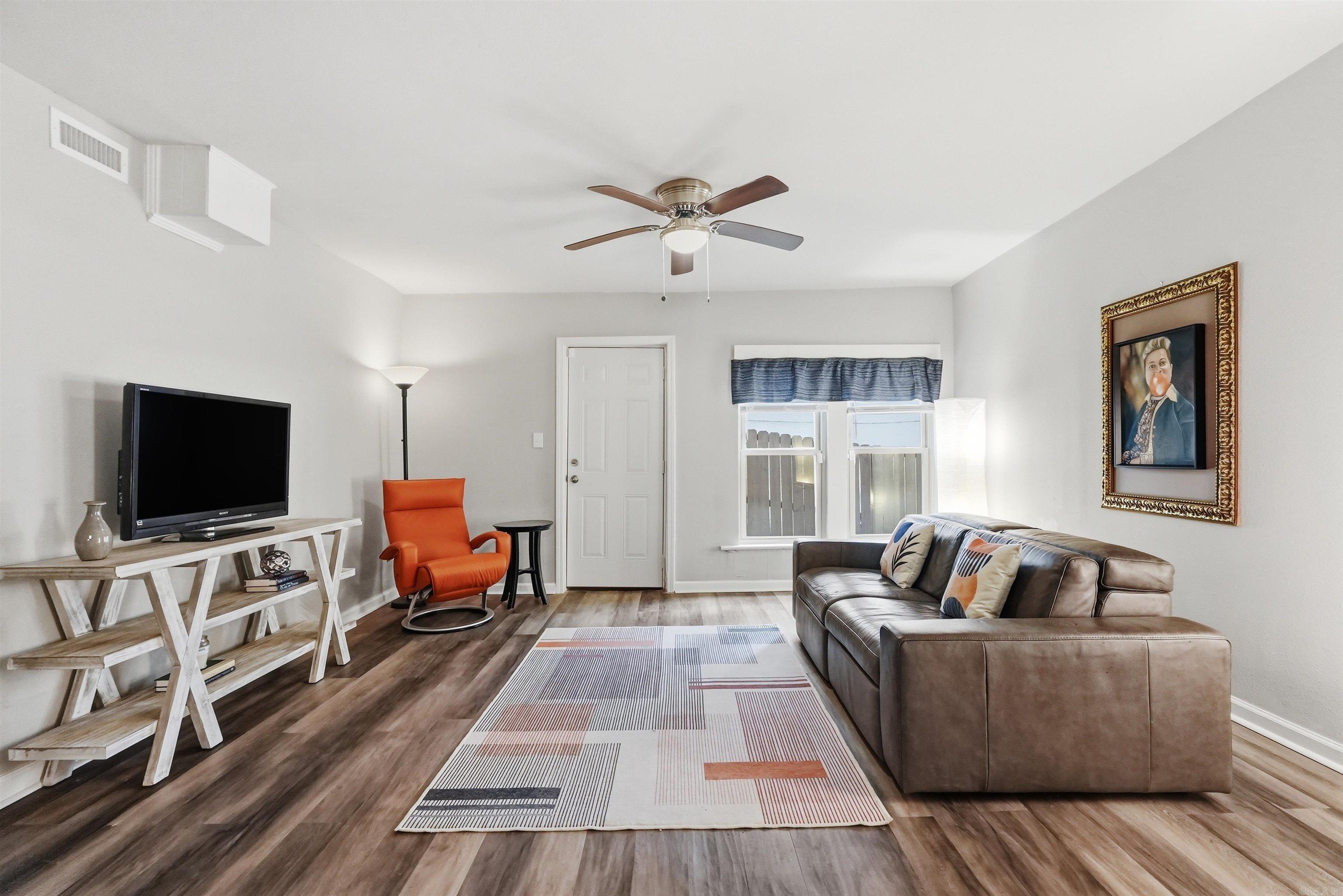 PULASKI HEIGHTS - Residential