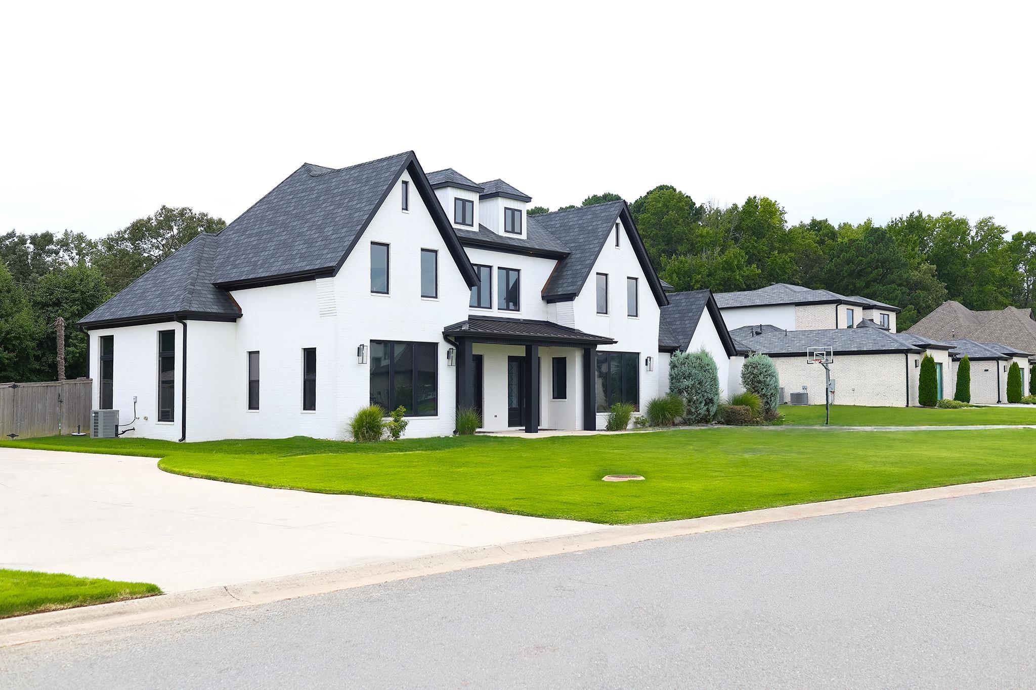 WEST LAKE VILLAGE - Residential
