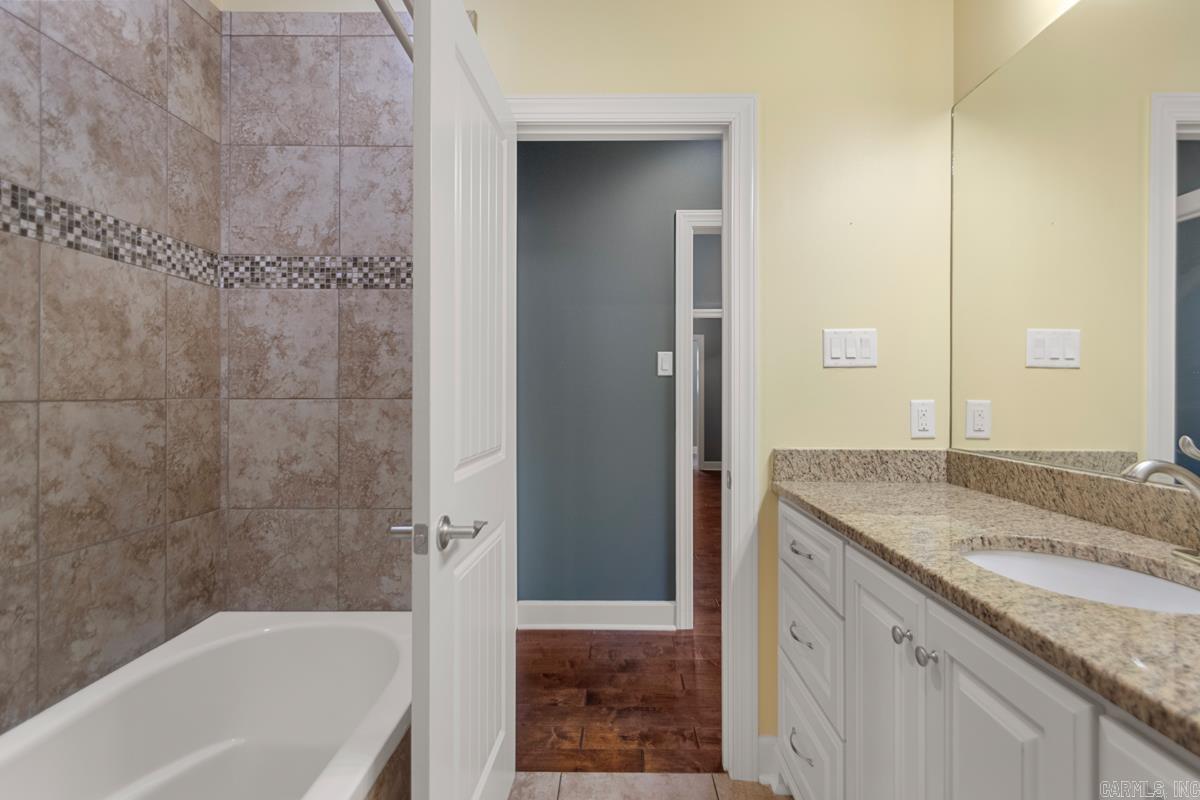 BISHOP PLACE - LITTLE ROCK - Residential