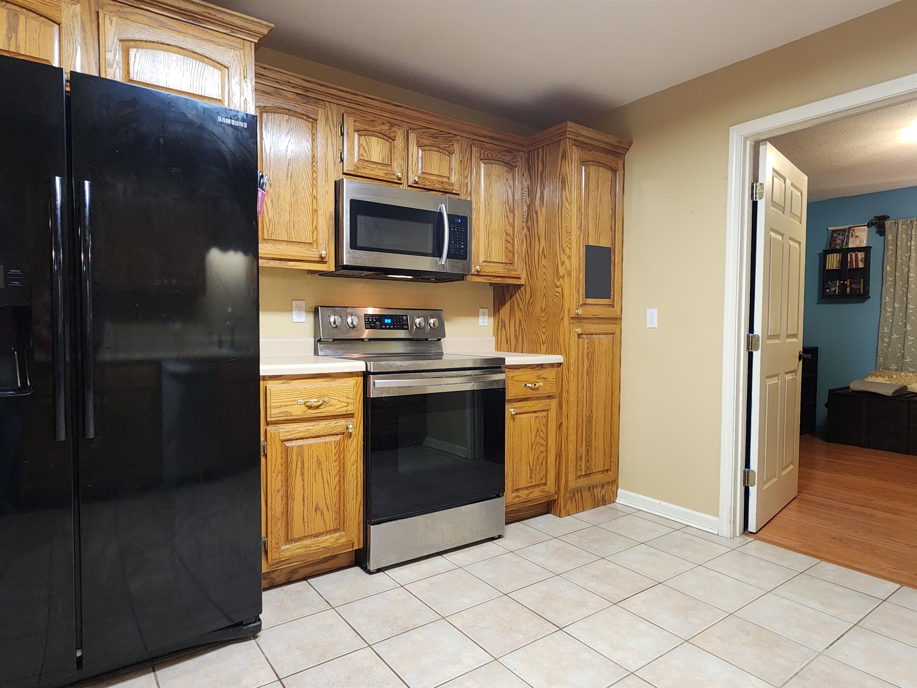 FAIRVIEW HILLS - Residential