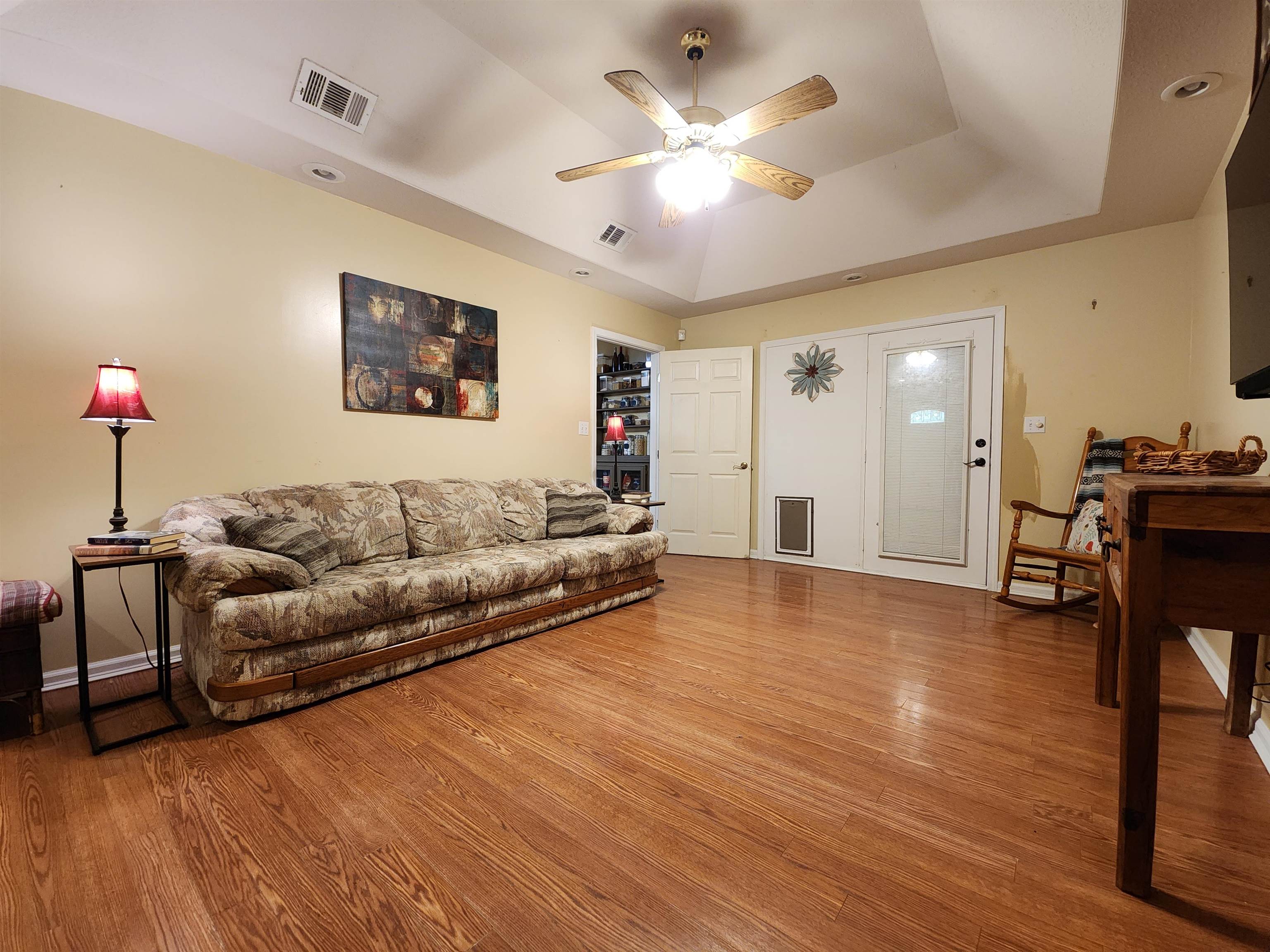 FAIRVIEW HILLS - Residential