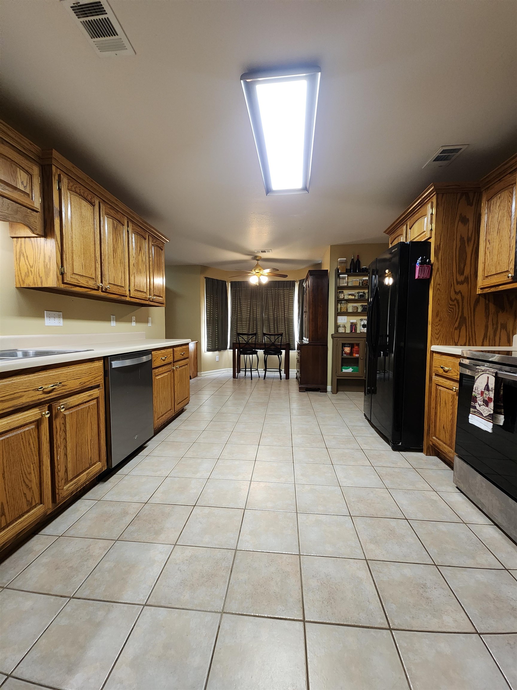 FAIRVIEW HILLS - Residential