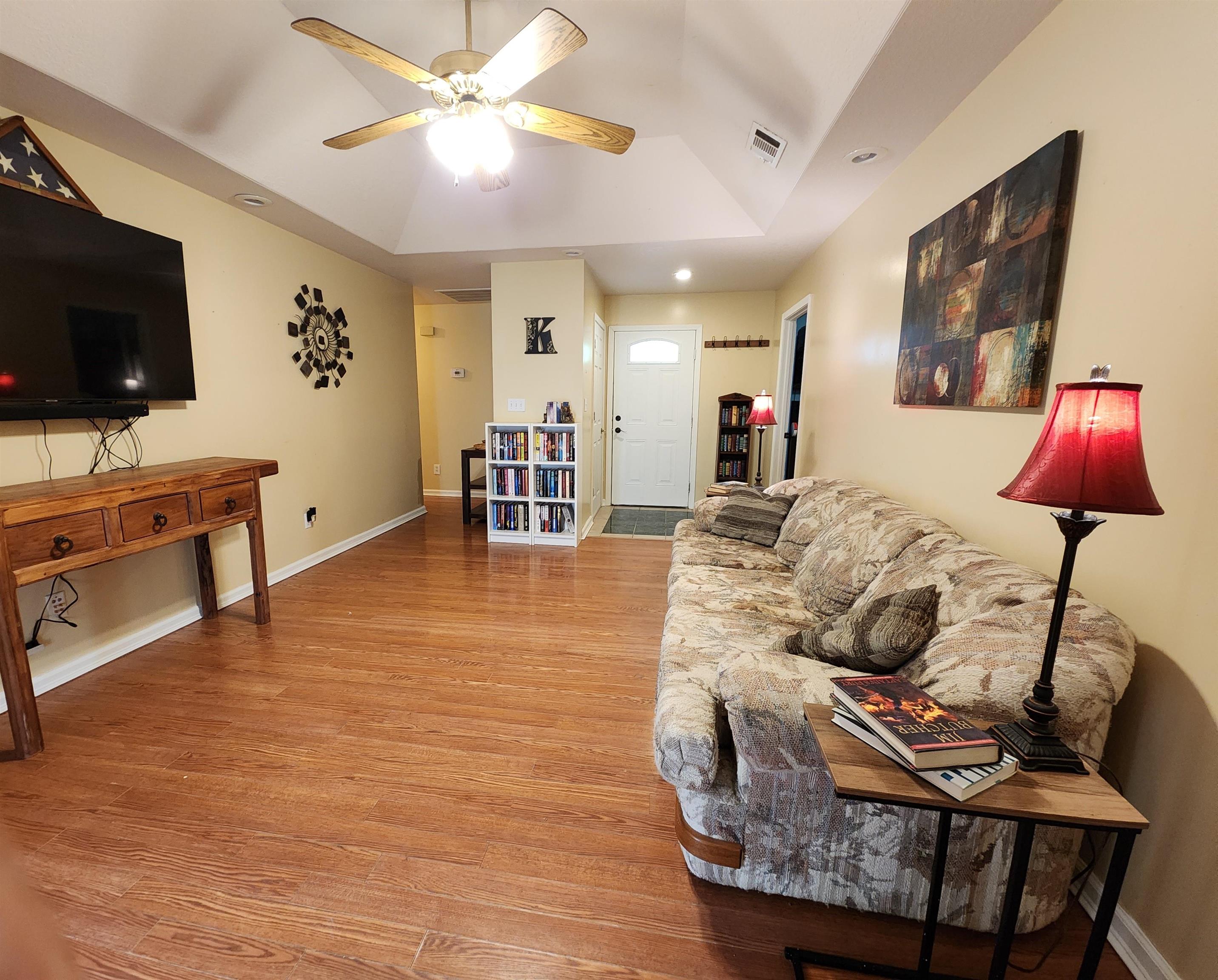 FAIRVIEW HILLS - Residential