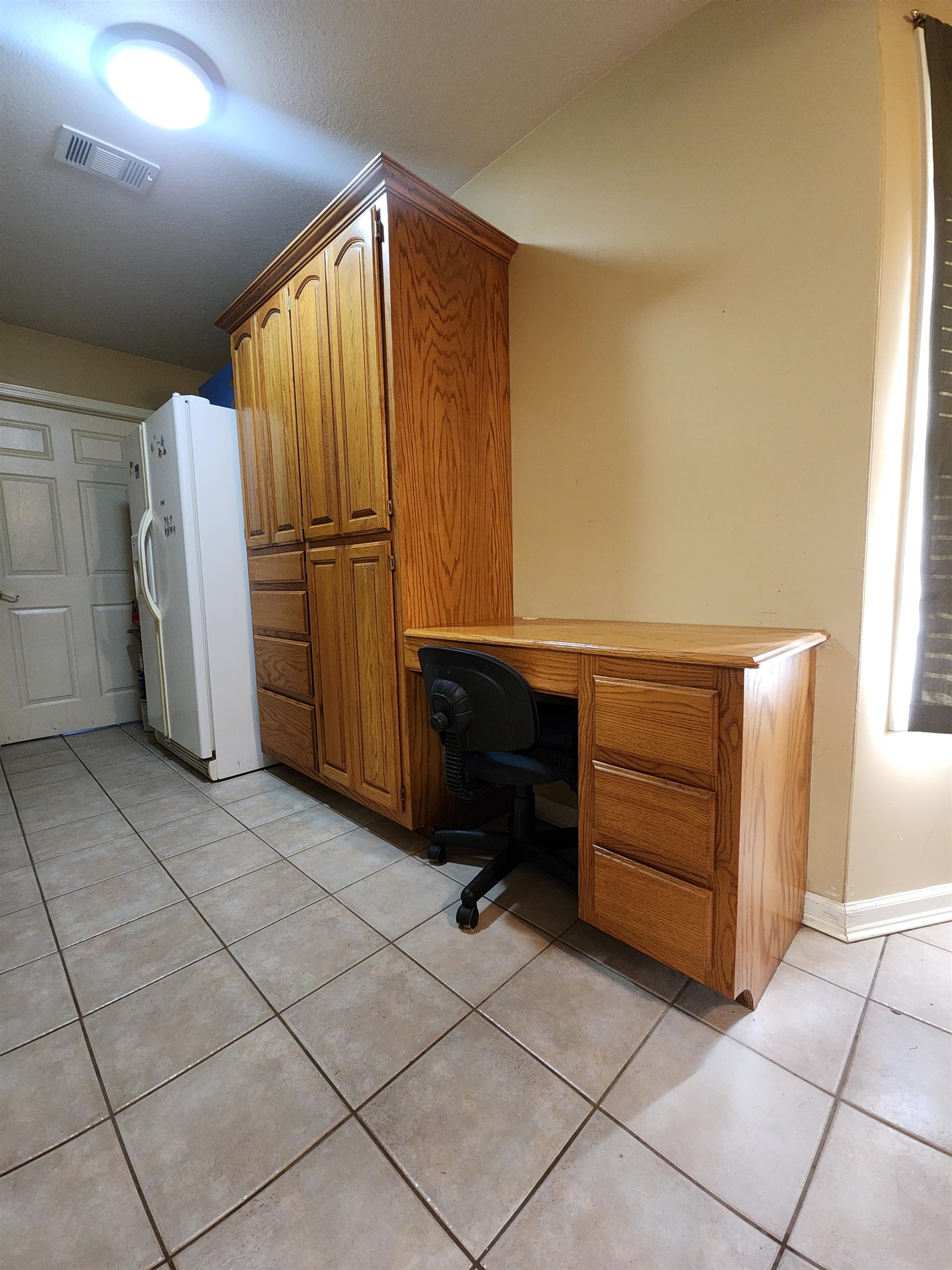 FAIRVIEW HILLS - Residential