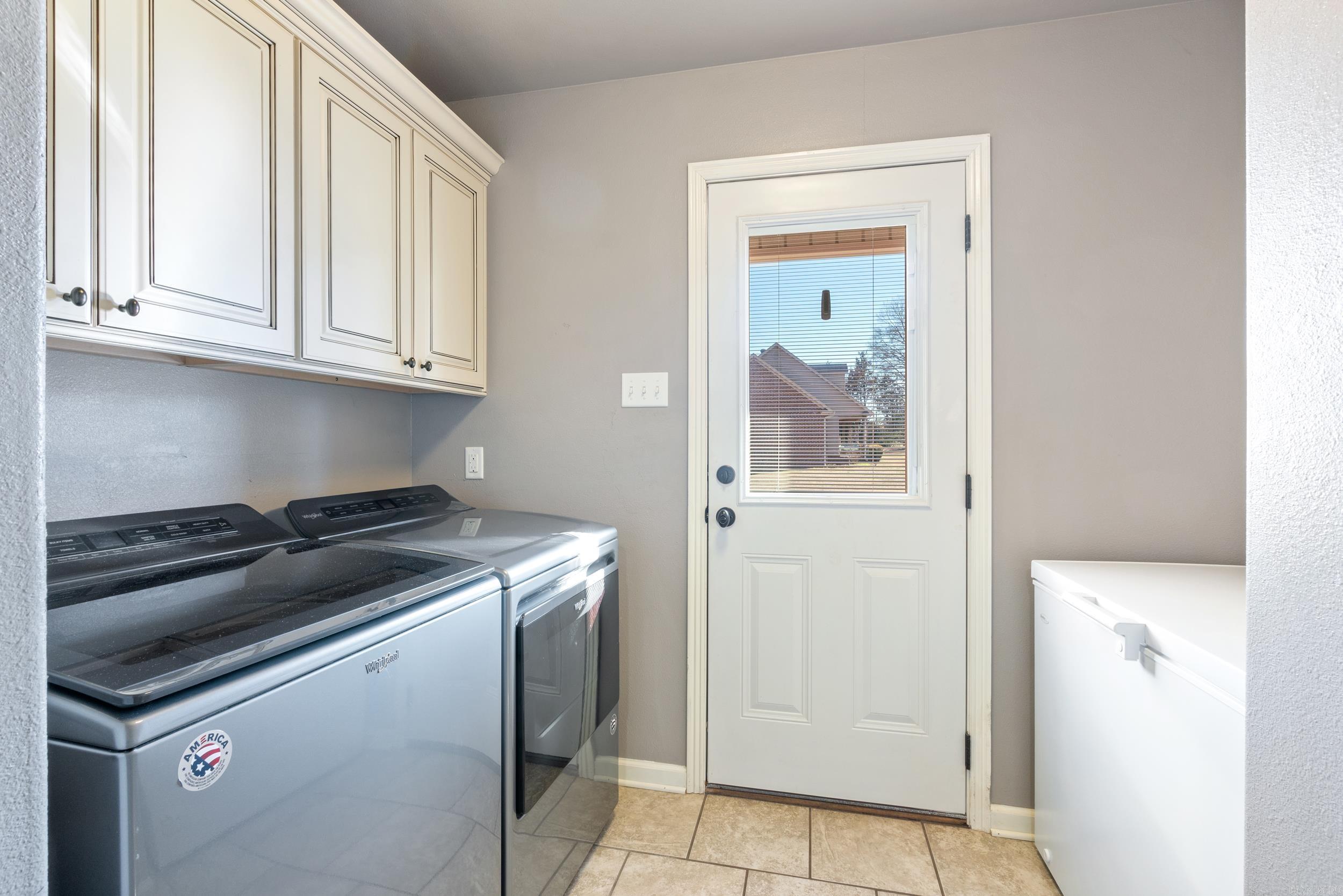 PORTER FIELD ESTATES - Residential