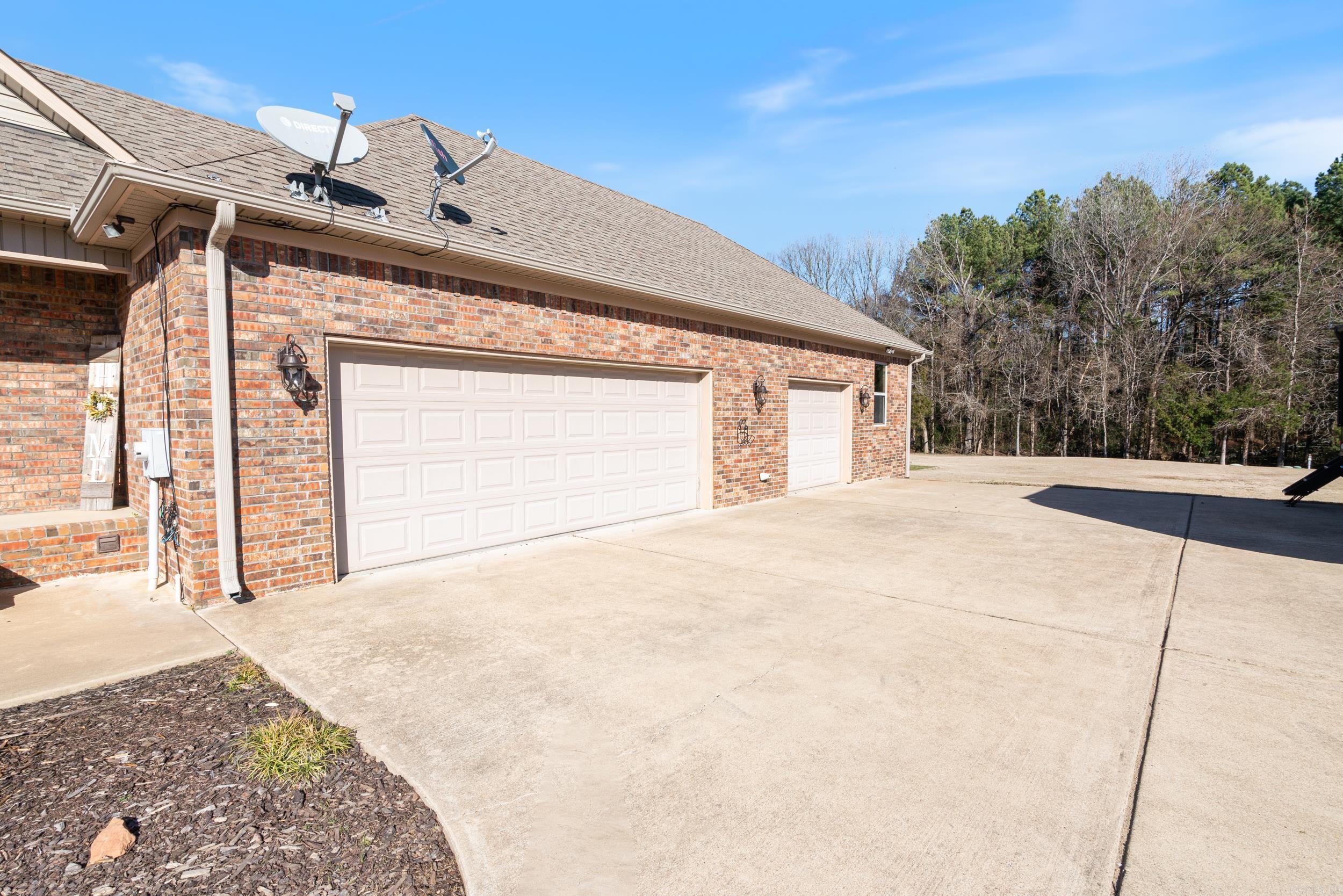 PORTER FIELD ESTATES - Residential