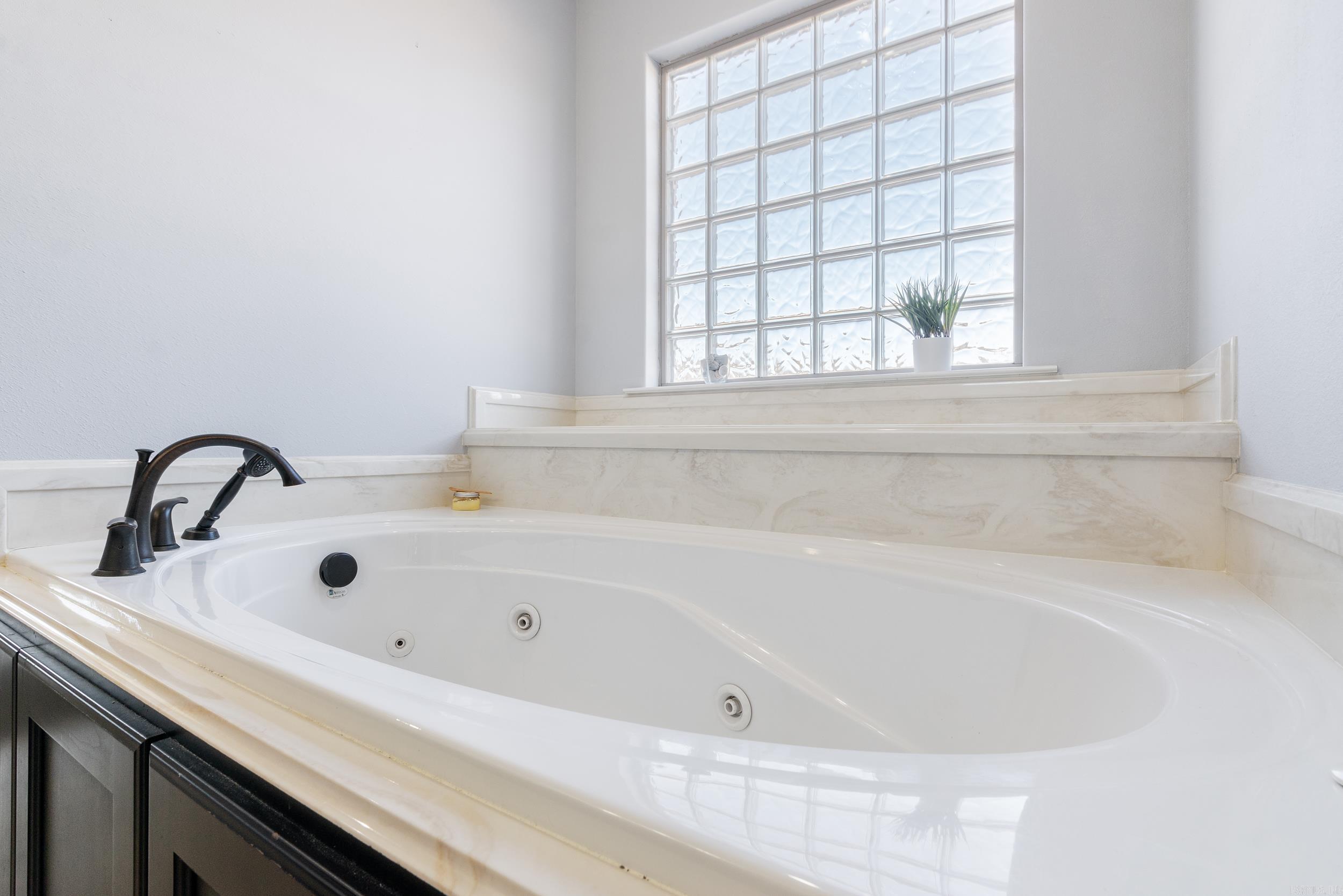 PORTER FIELD ESTATES - Residential