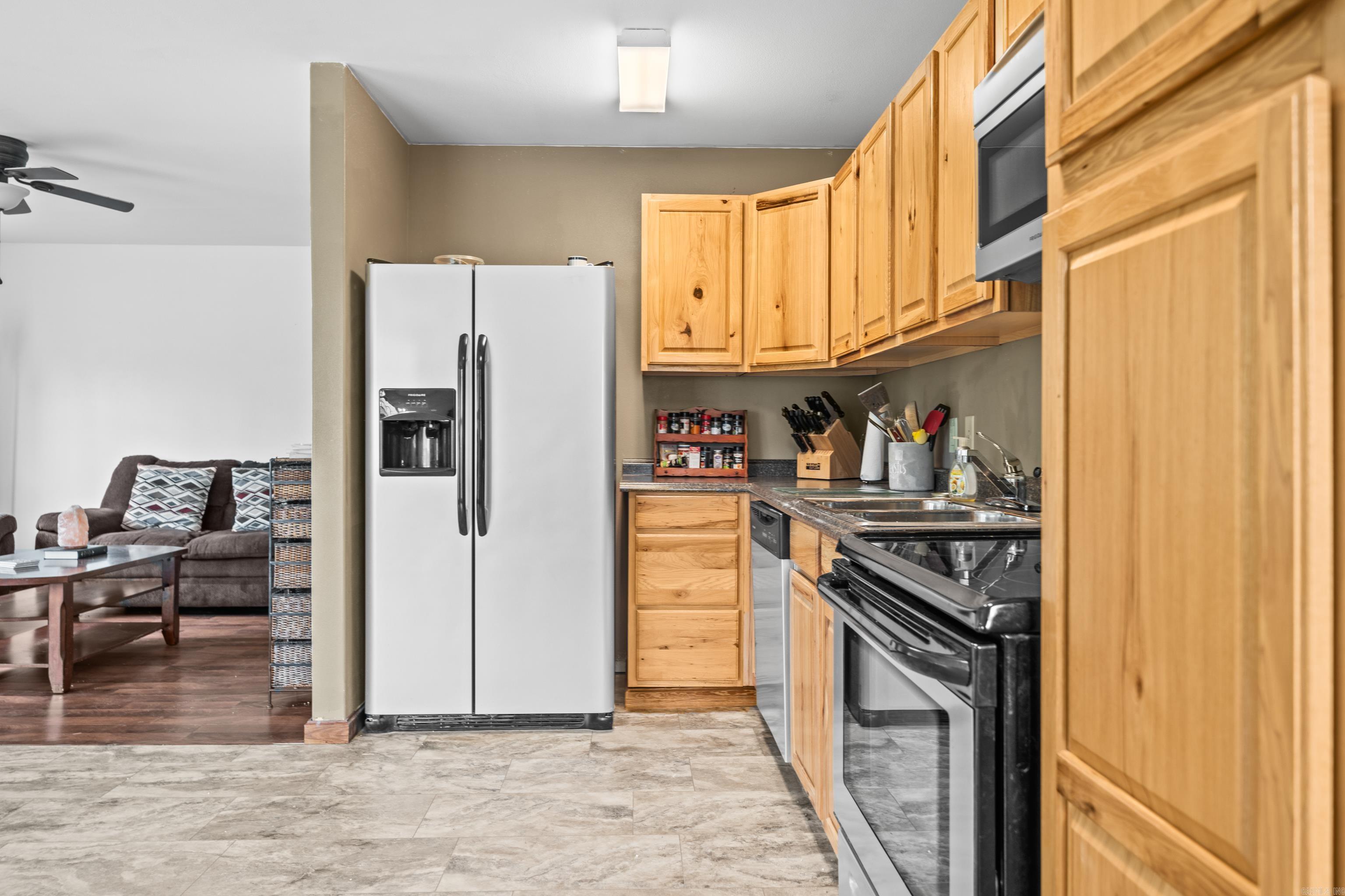 HOUSER-BANDY - Residential