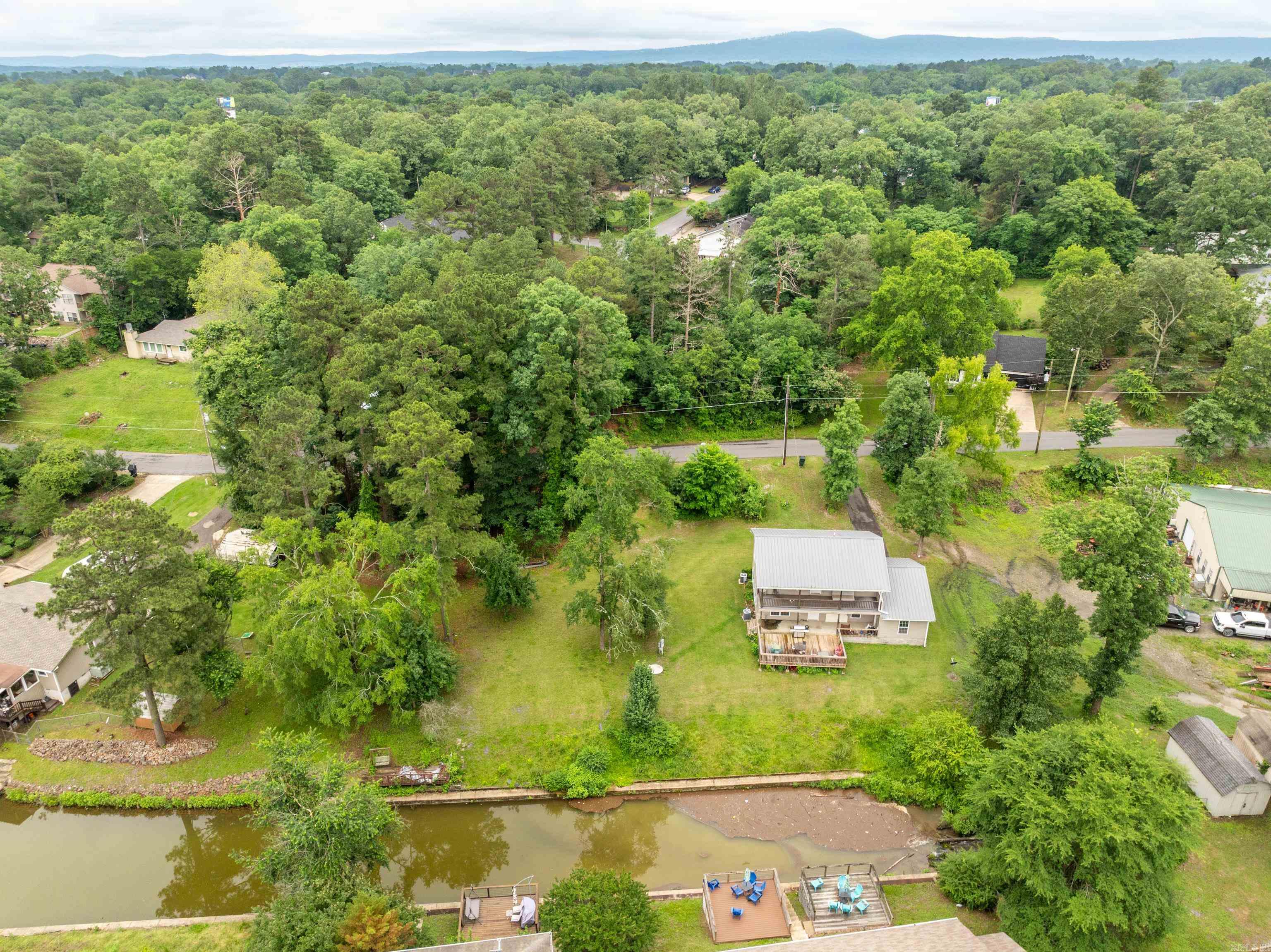 HOUSER-BANDY - Residential