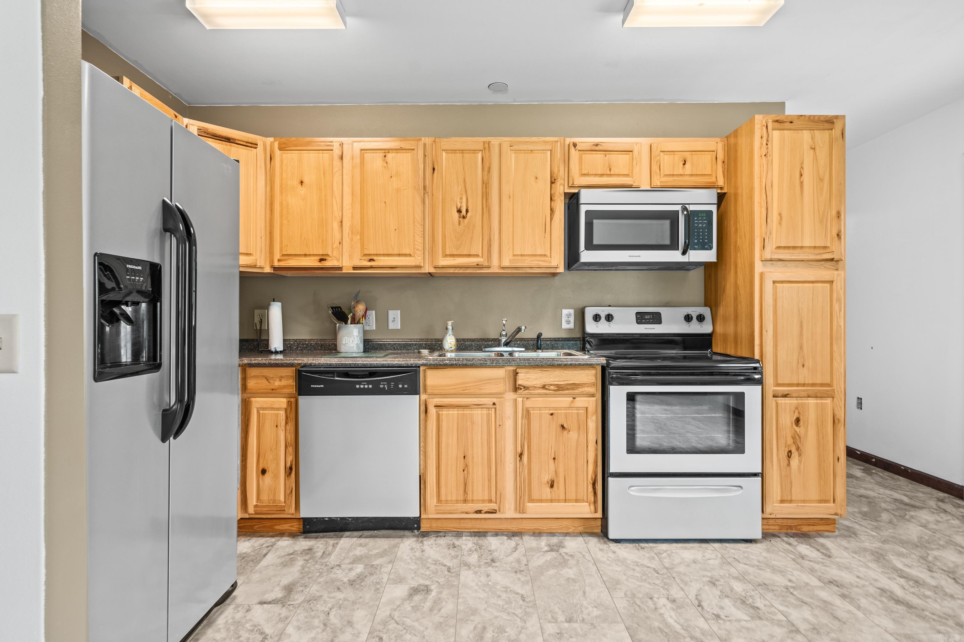 HOUSER-BANDY - Residential