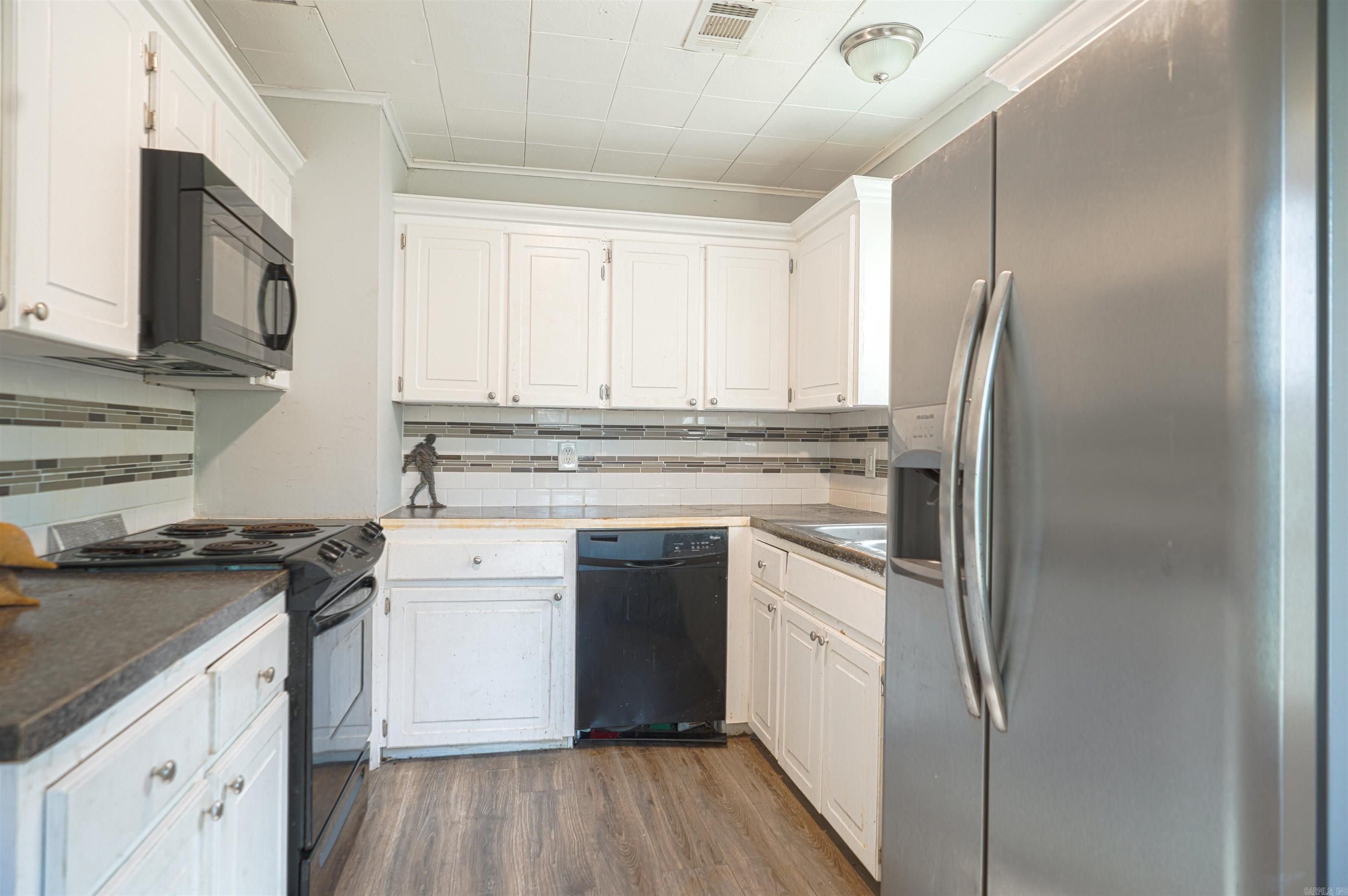 Eddy & Longinotti - Residential