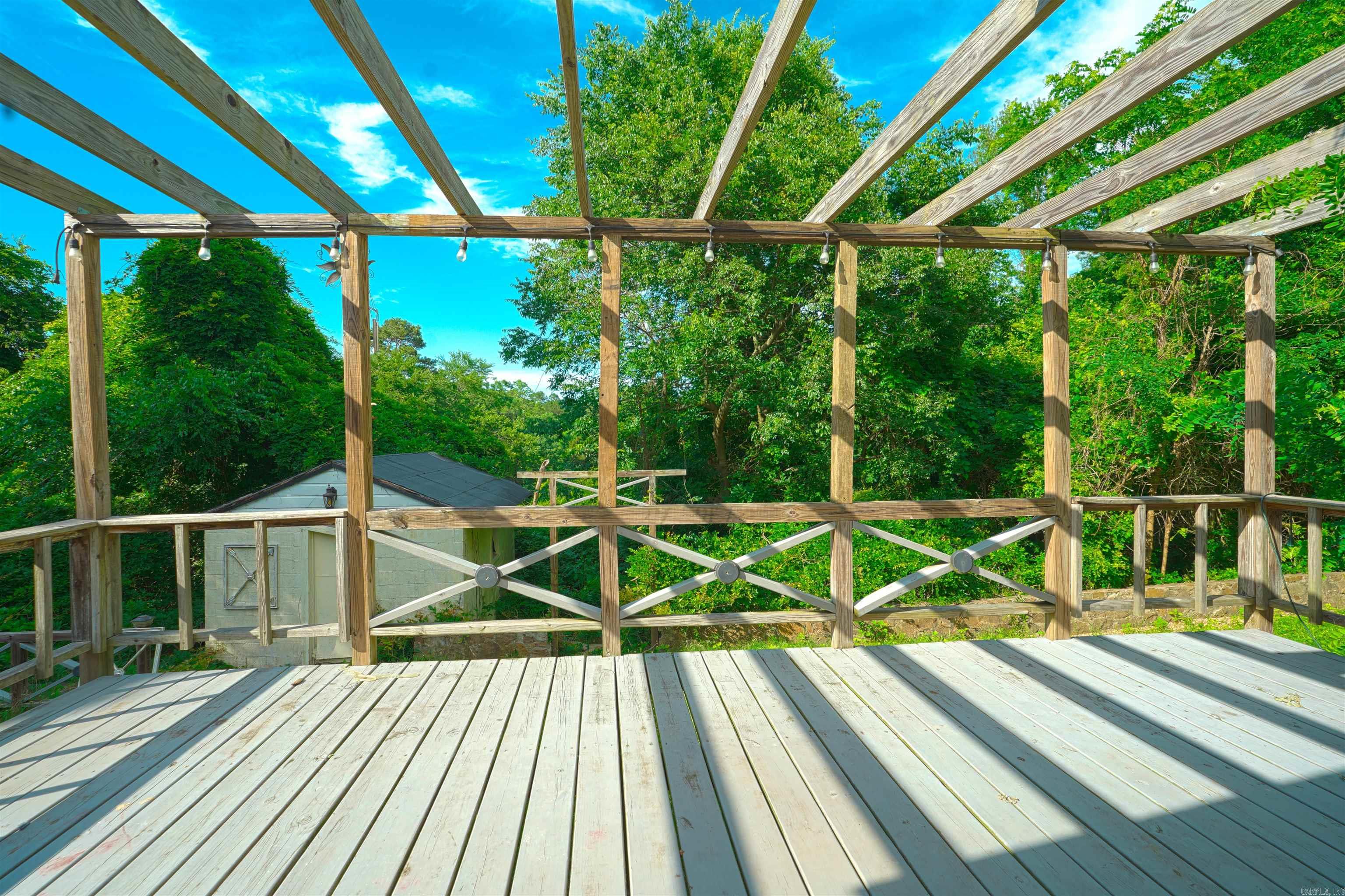 Eddy & Longinotti - Residential