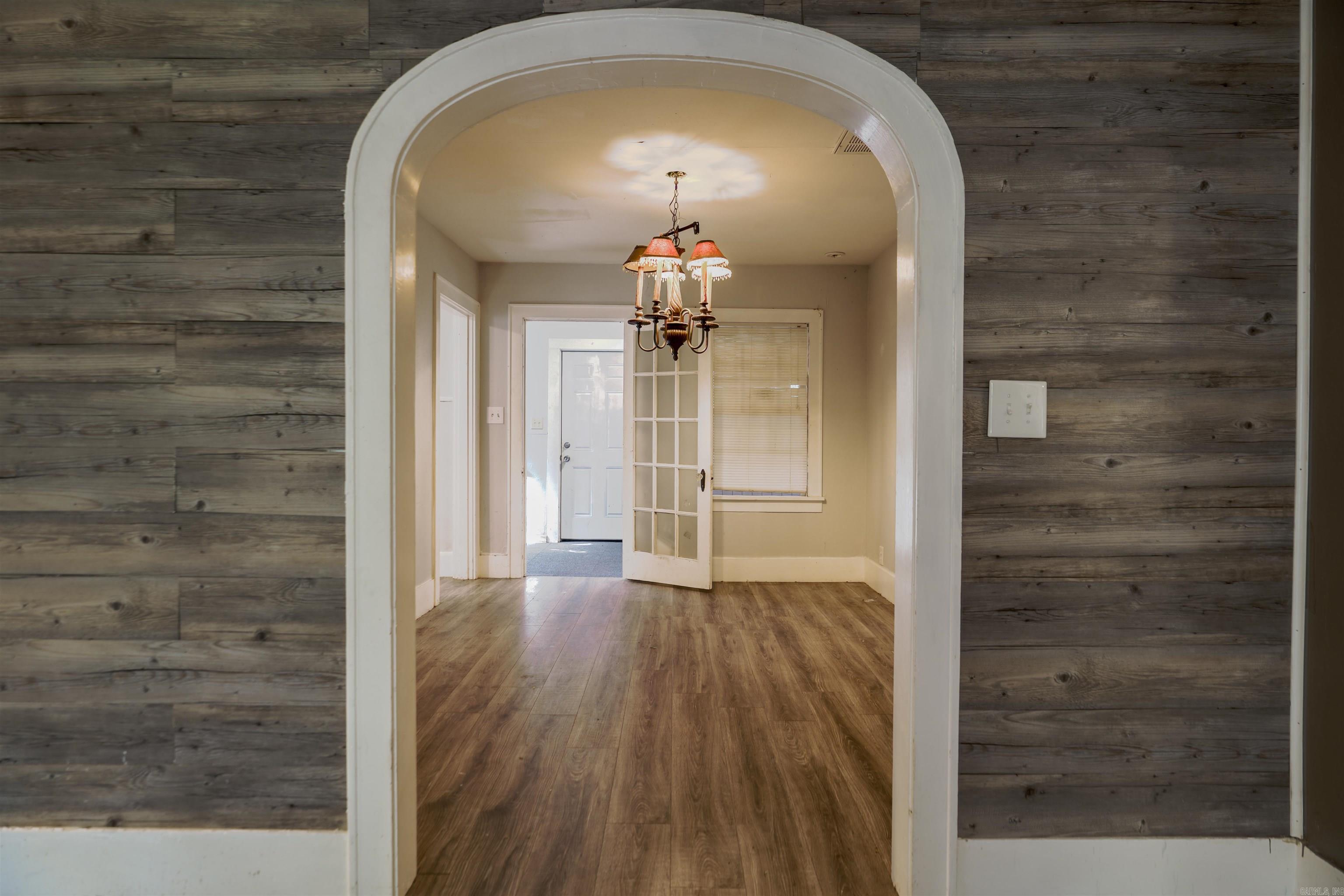 Eddy & Longinotti - Residential