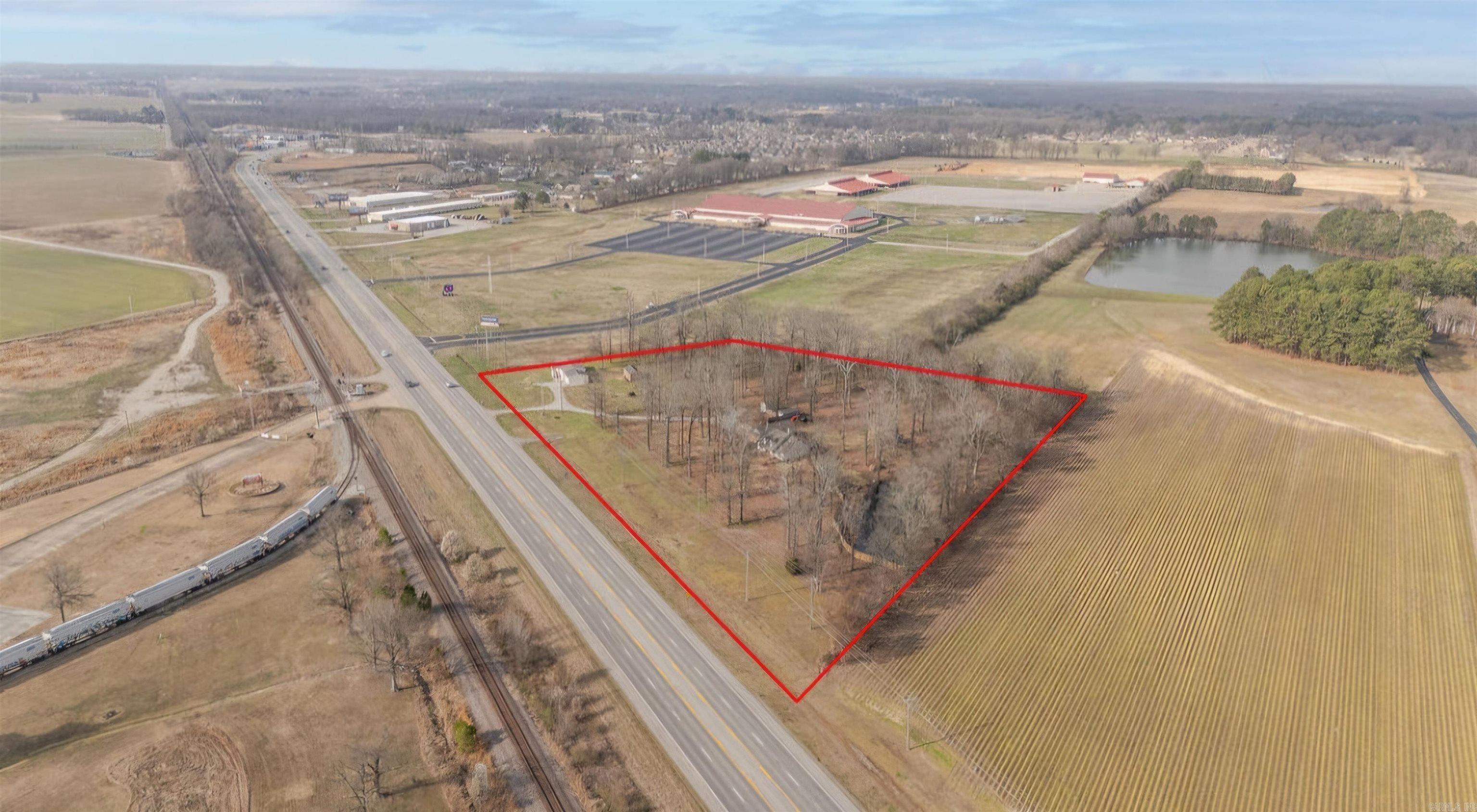 Great opportunity to invest in the rapid growing Northeast Jonesboro area. 6.5 acres located between Jonesboro and Brookland.