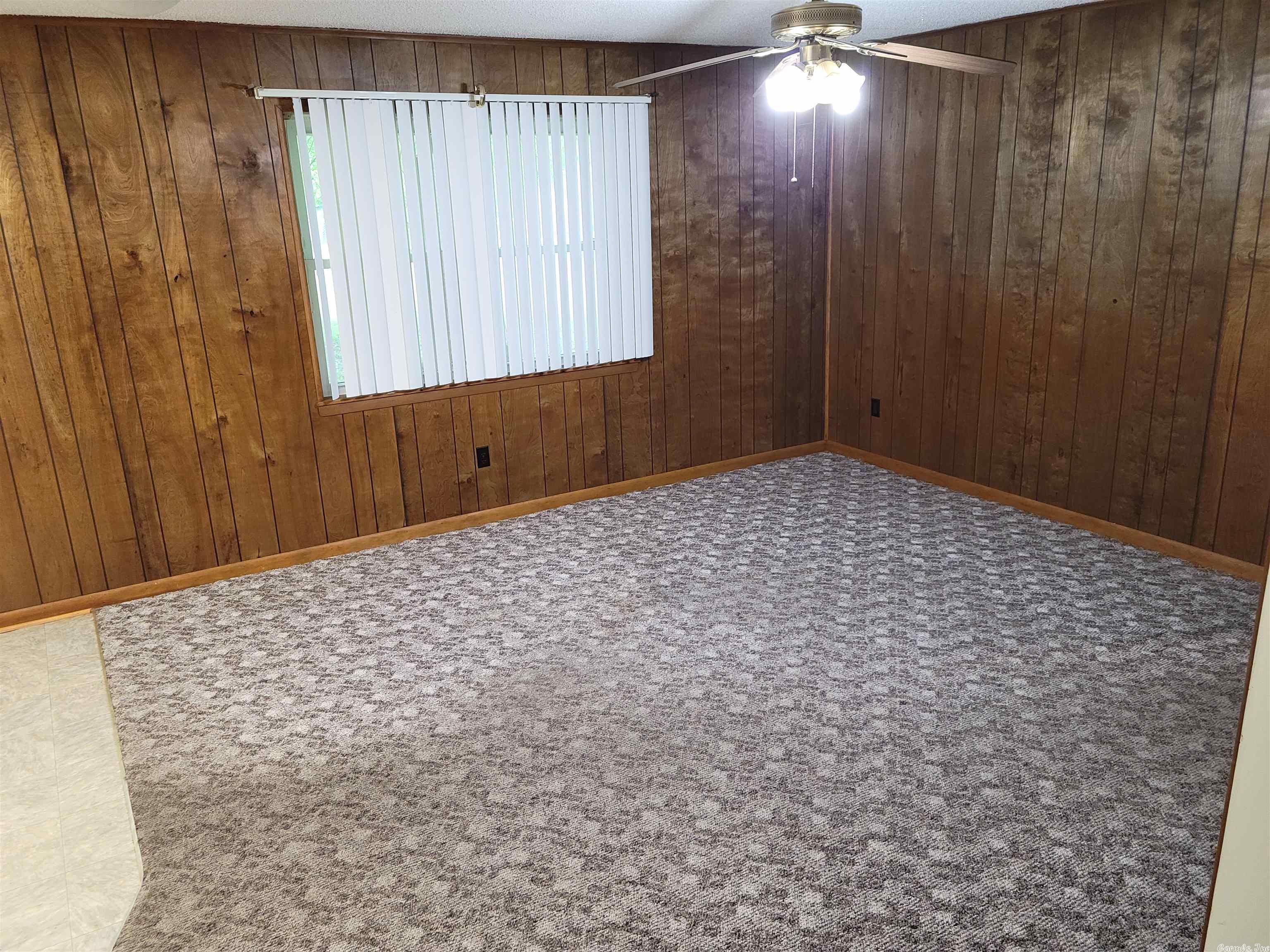 SAWMILL ESTATES - Residential