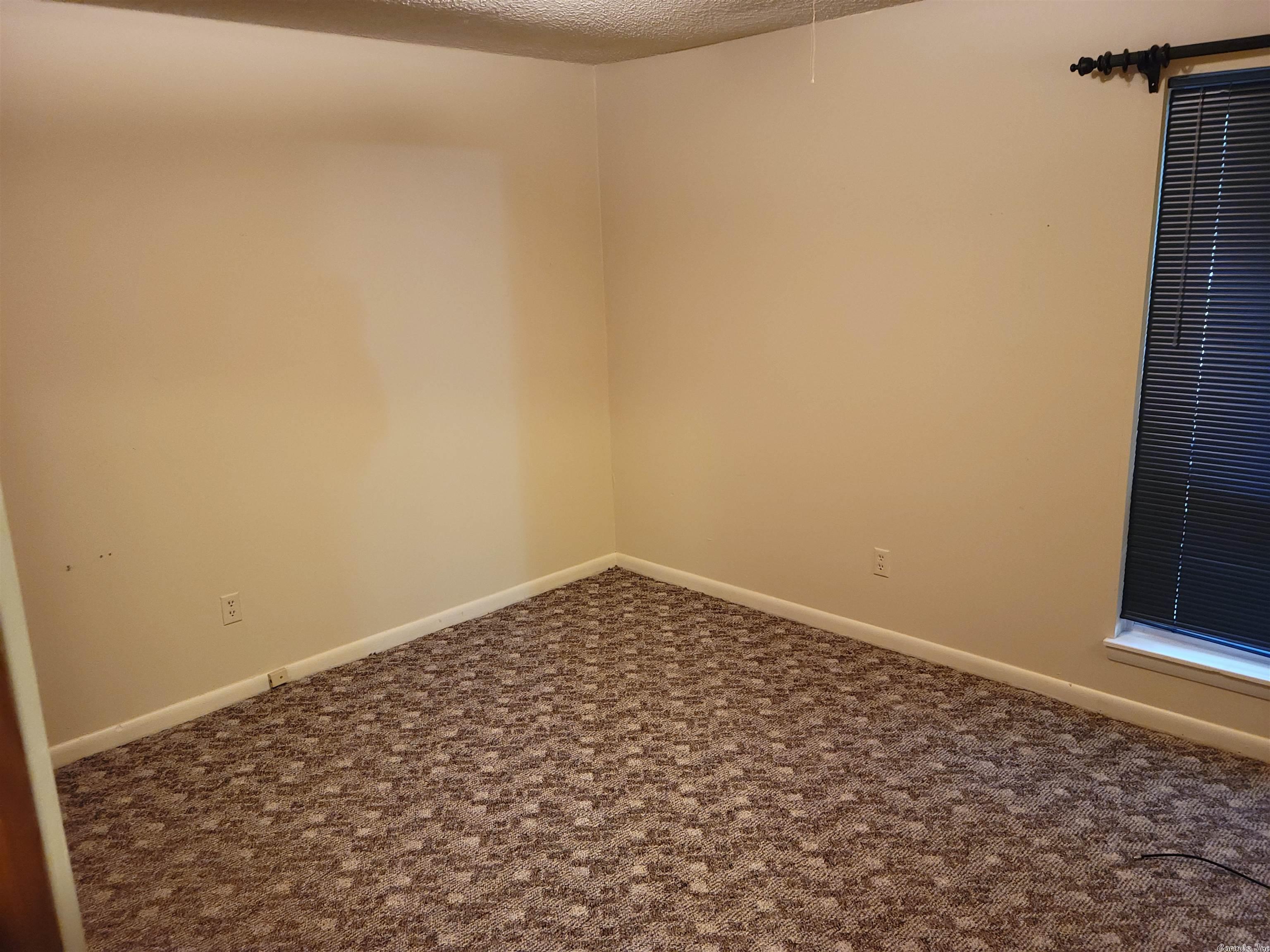 SAWMILL ESTATES - Residential