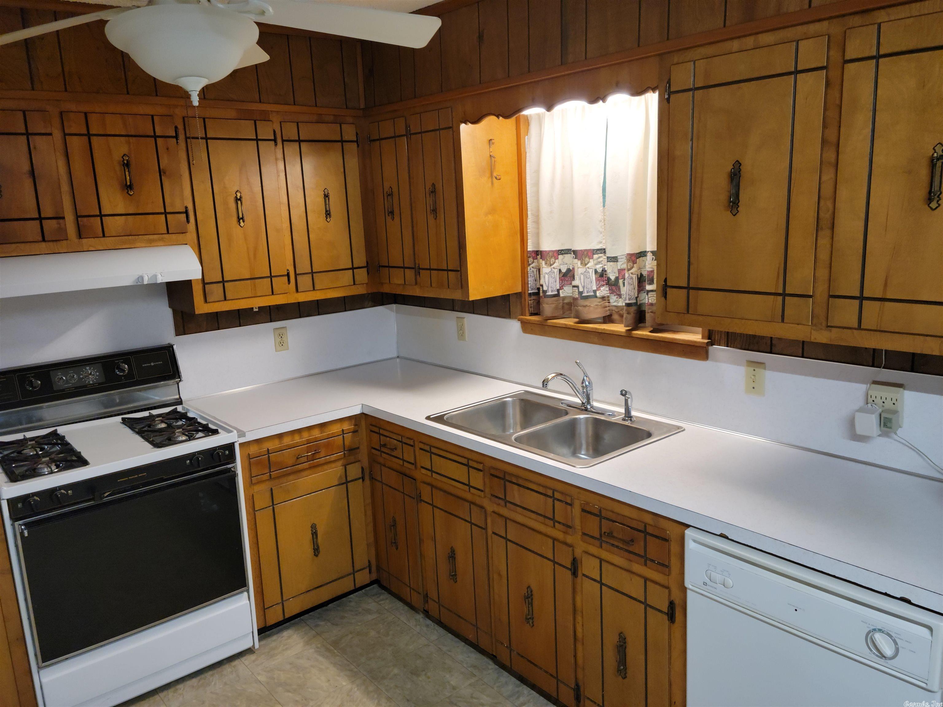 SAWMILL ESTATES - Residential