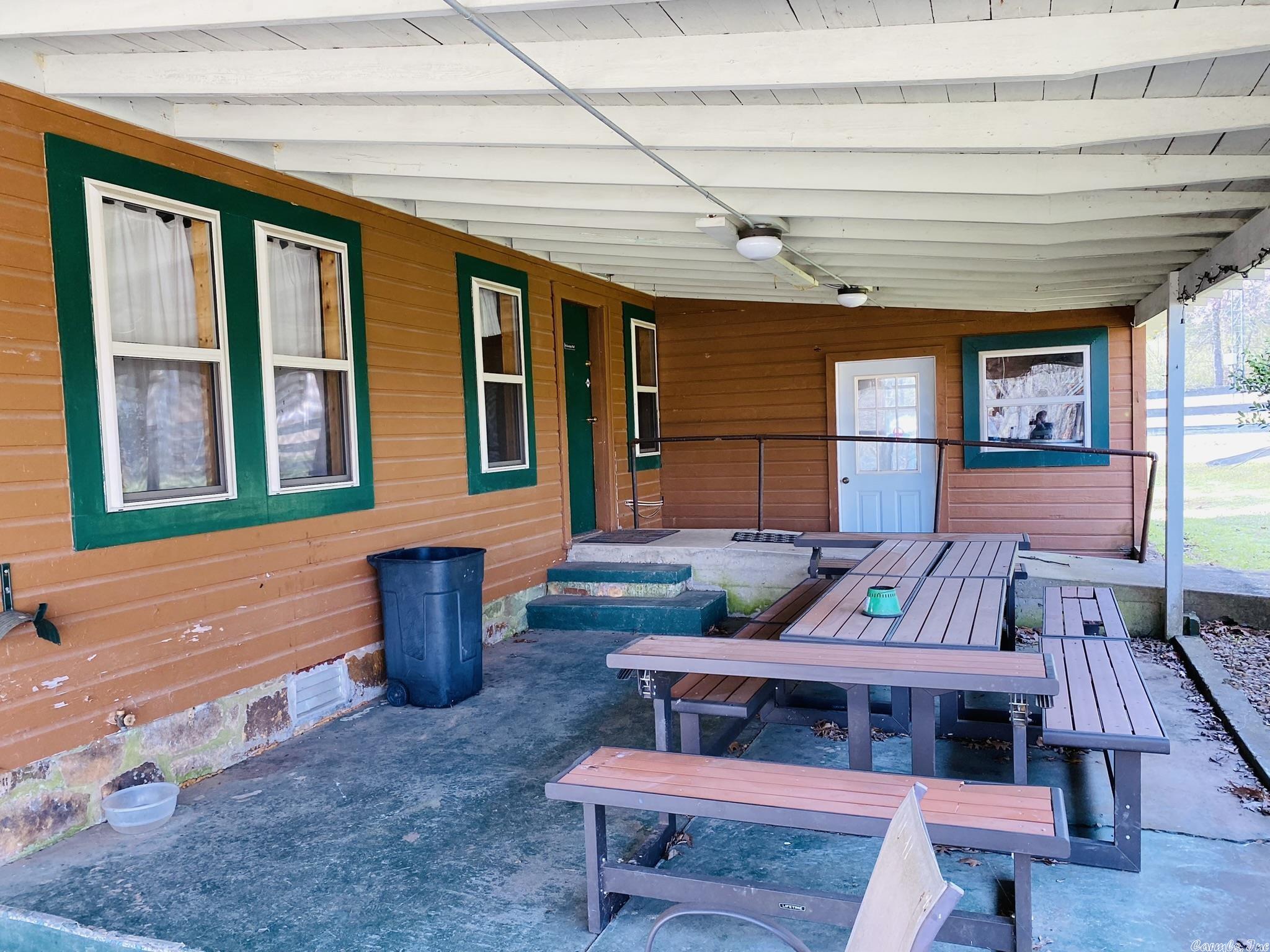 Metes & Bounds - Residential Income