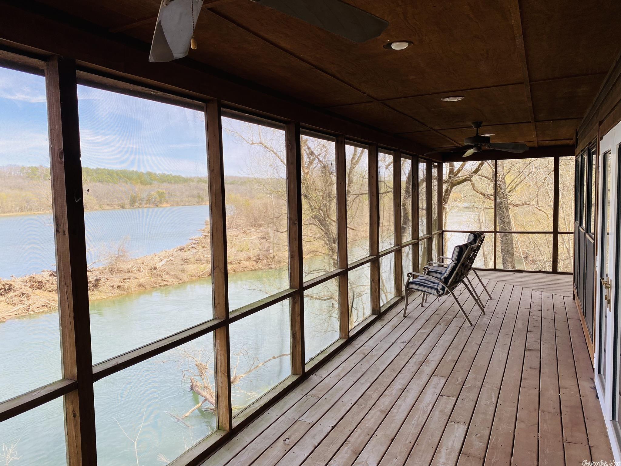 Metes & Bounds - Residential Income