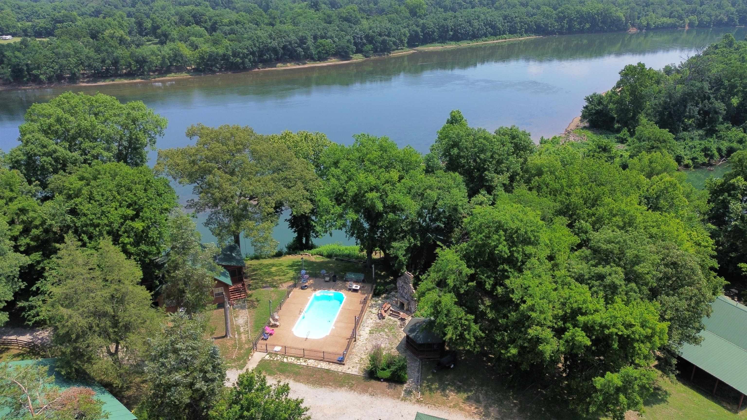 Metes & Bounds - Residential Income