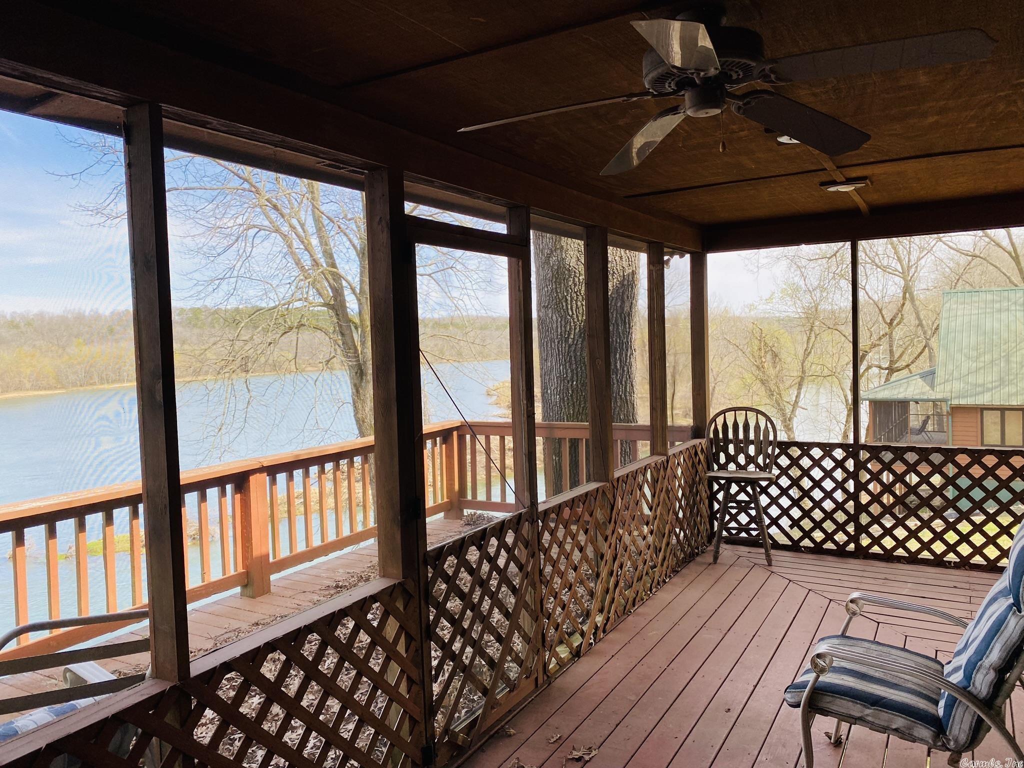 Metes & Bounds - Residential Income