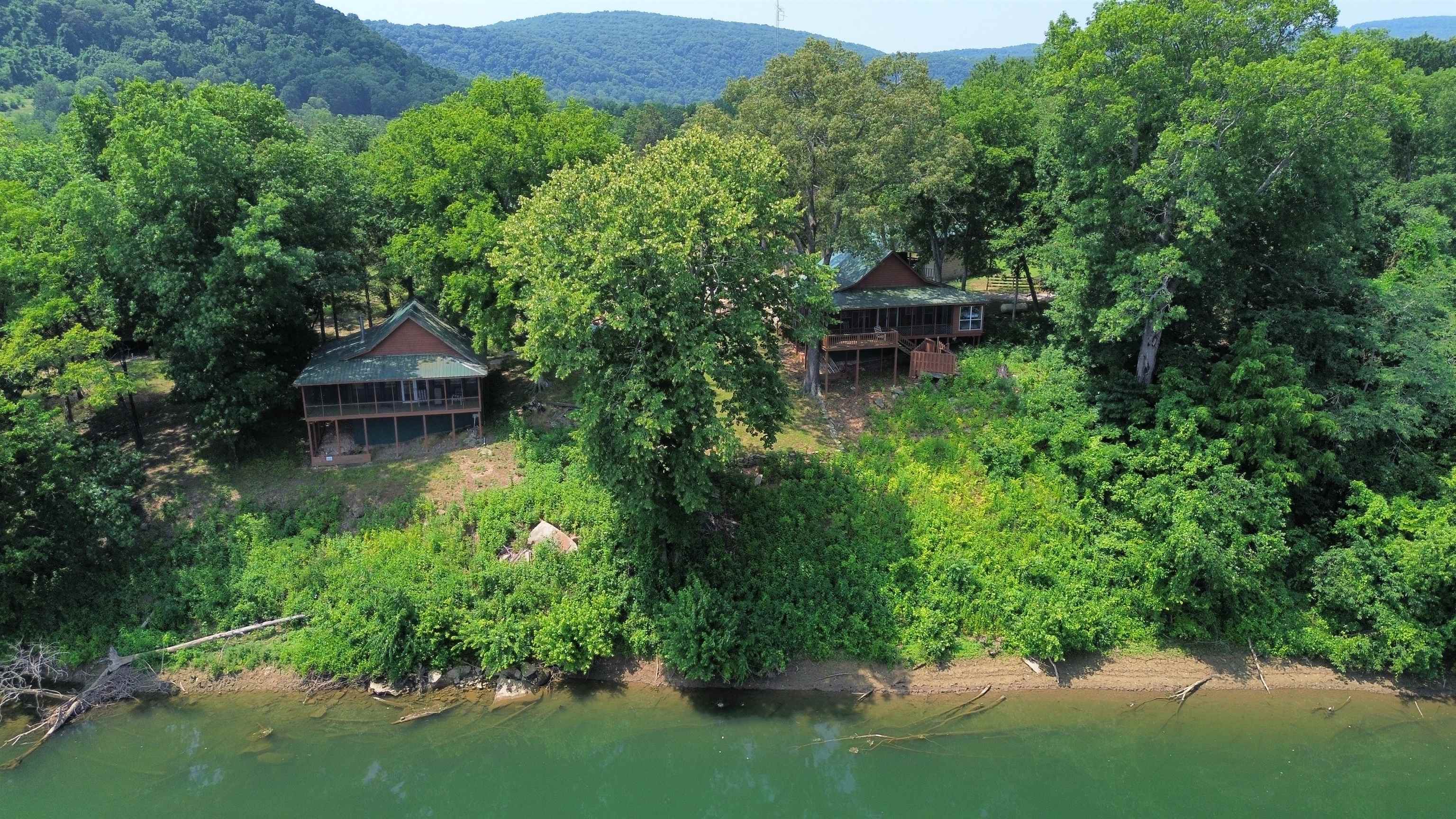 Metes & Bounds - Residential Income