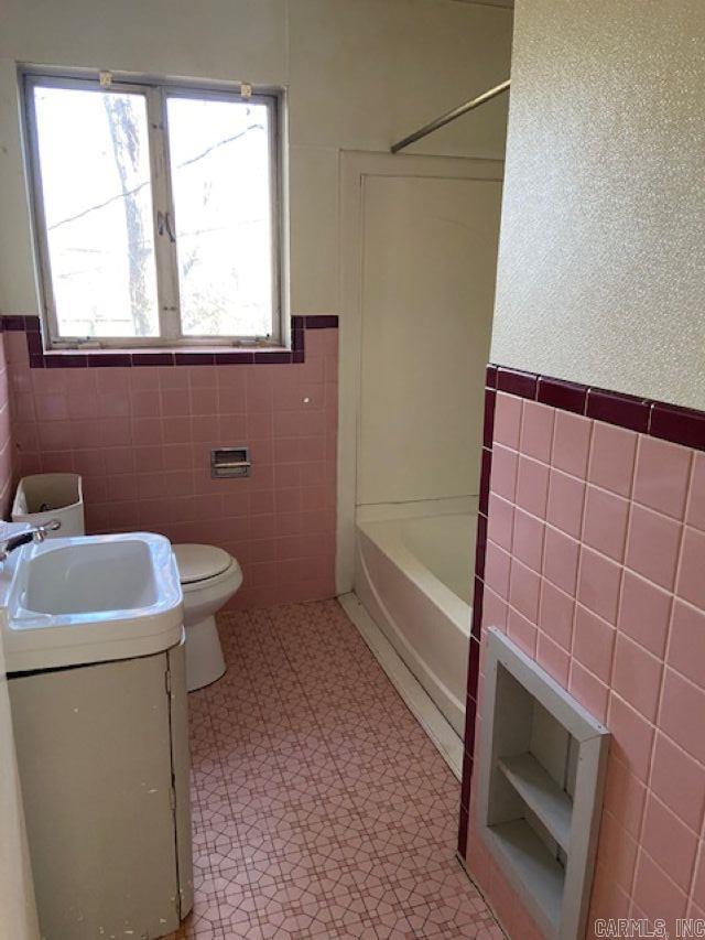 BROADMOOR ADDN - Residential