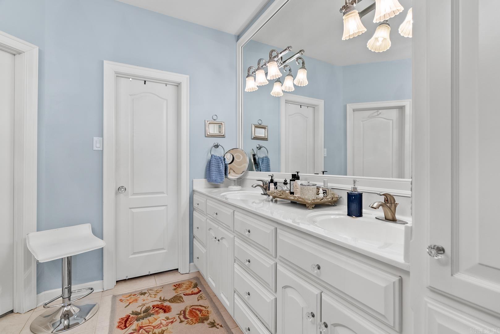 WILHELMINA COVE - Residential