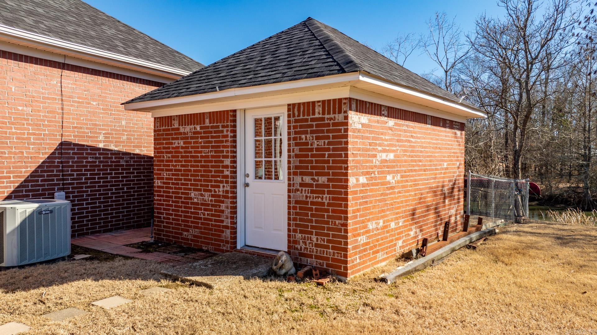 WILHELMINA COVE - Residential