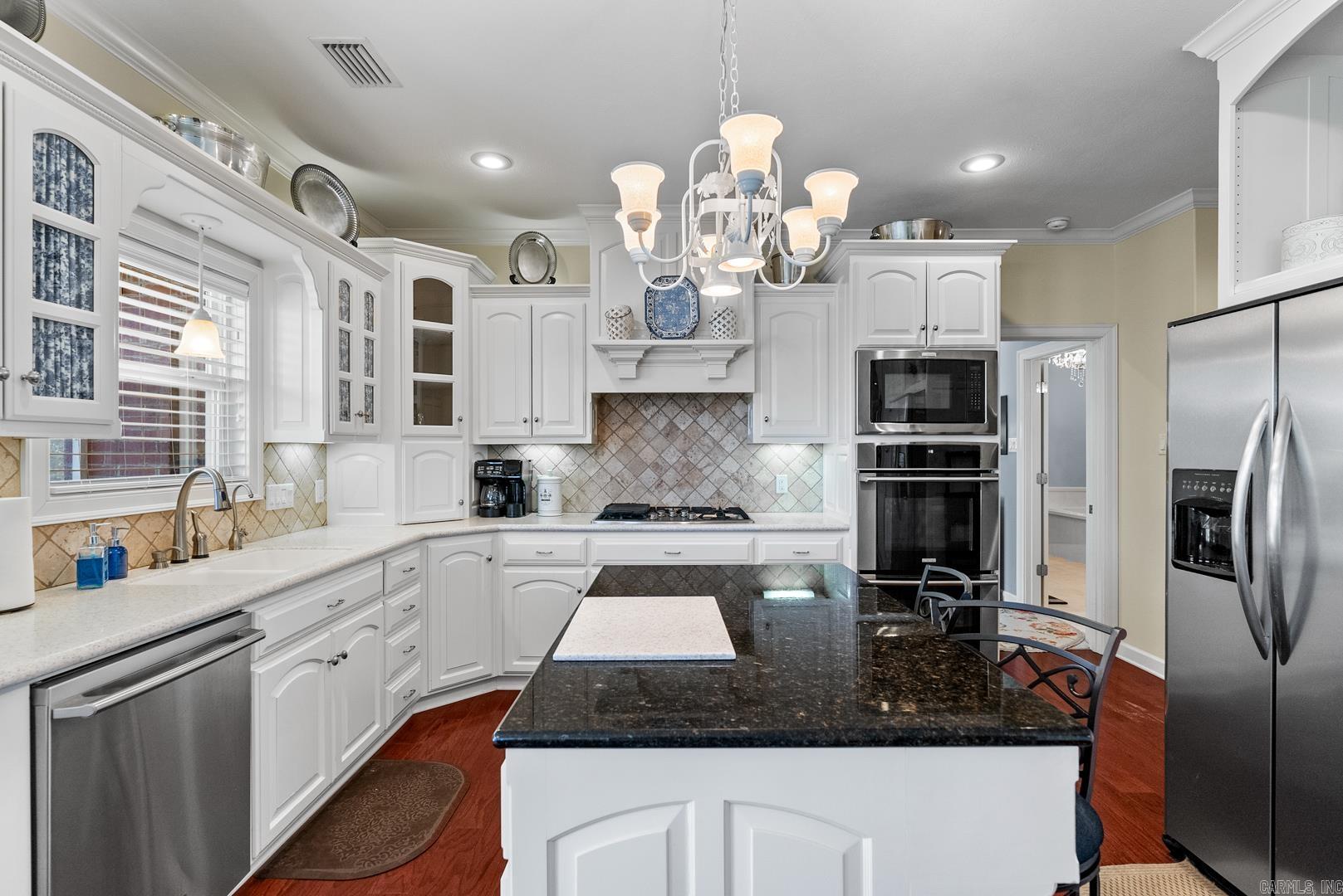 WILHELMINA COVE - Residential