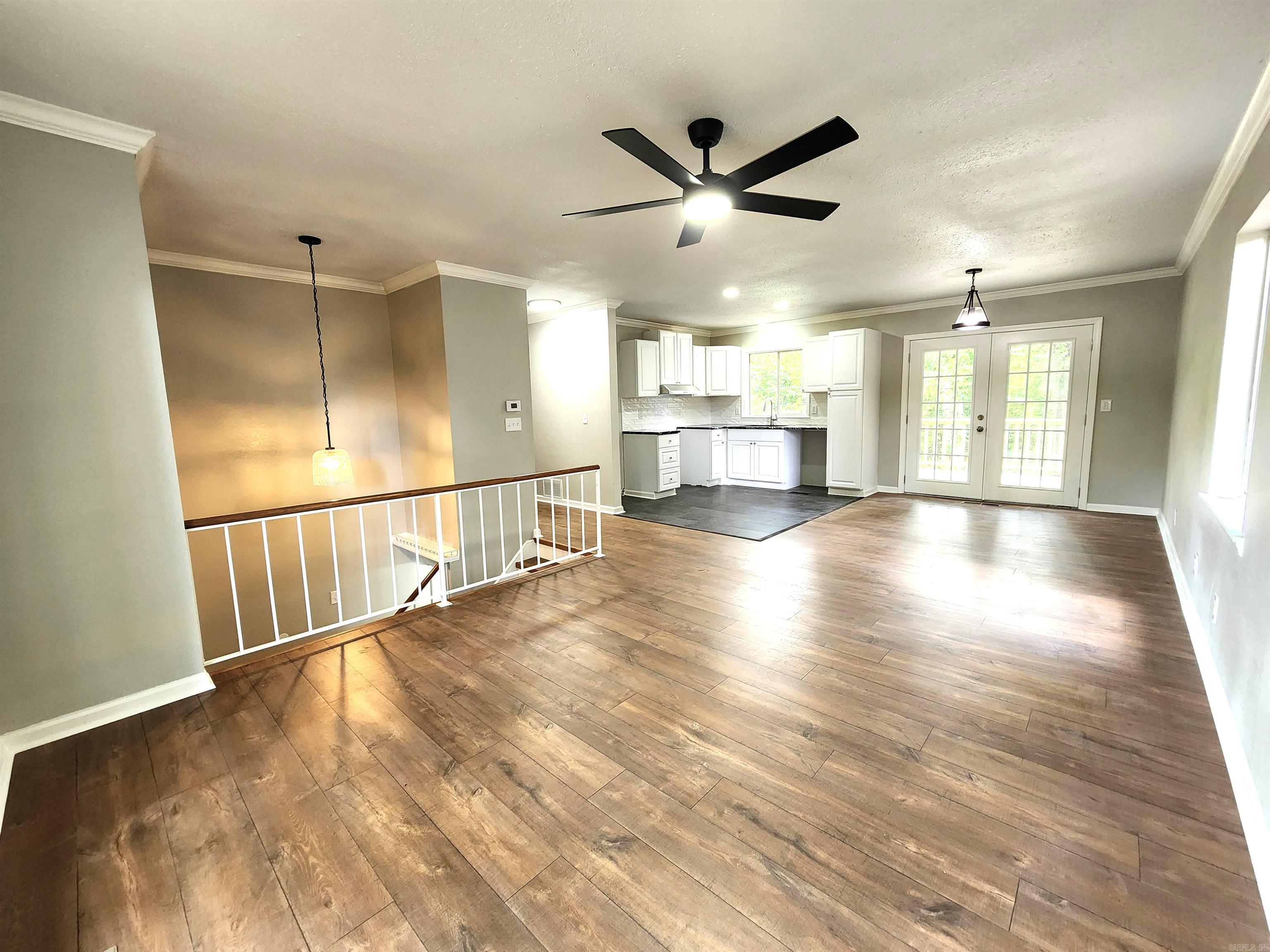 TANGLEWOOD - Residential