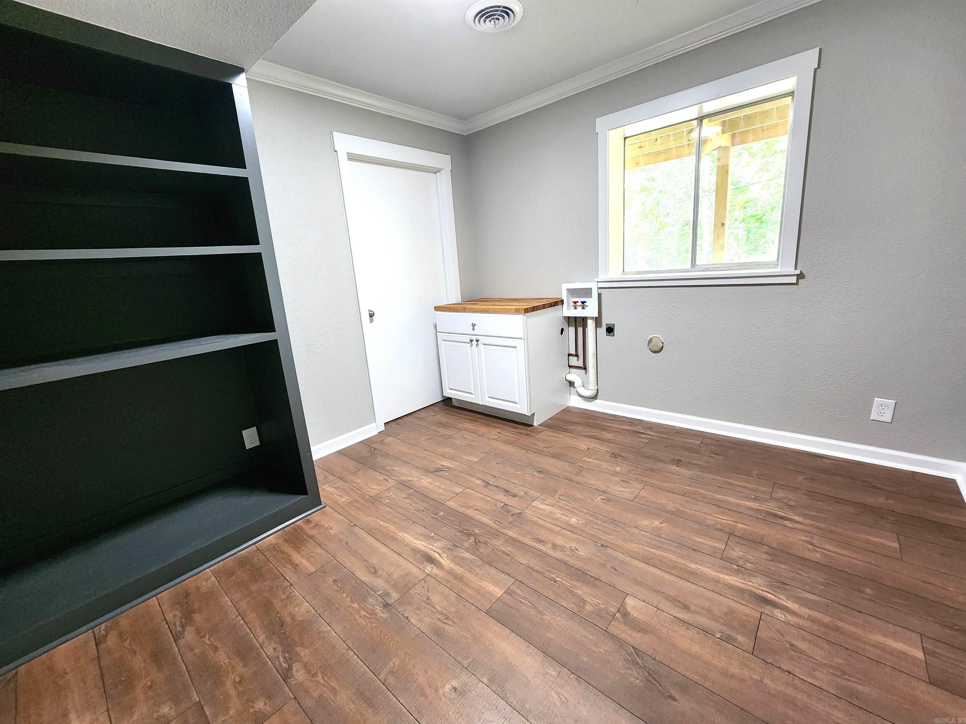 TANGLEWOOD - Residential