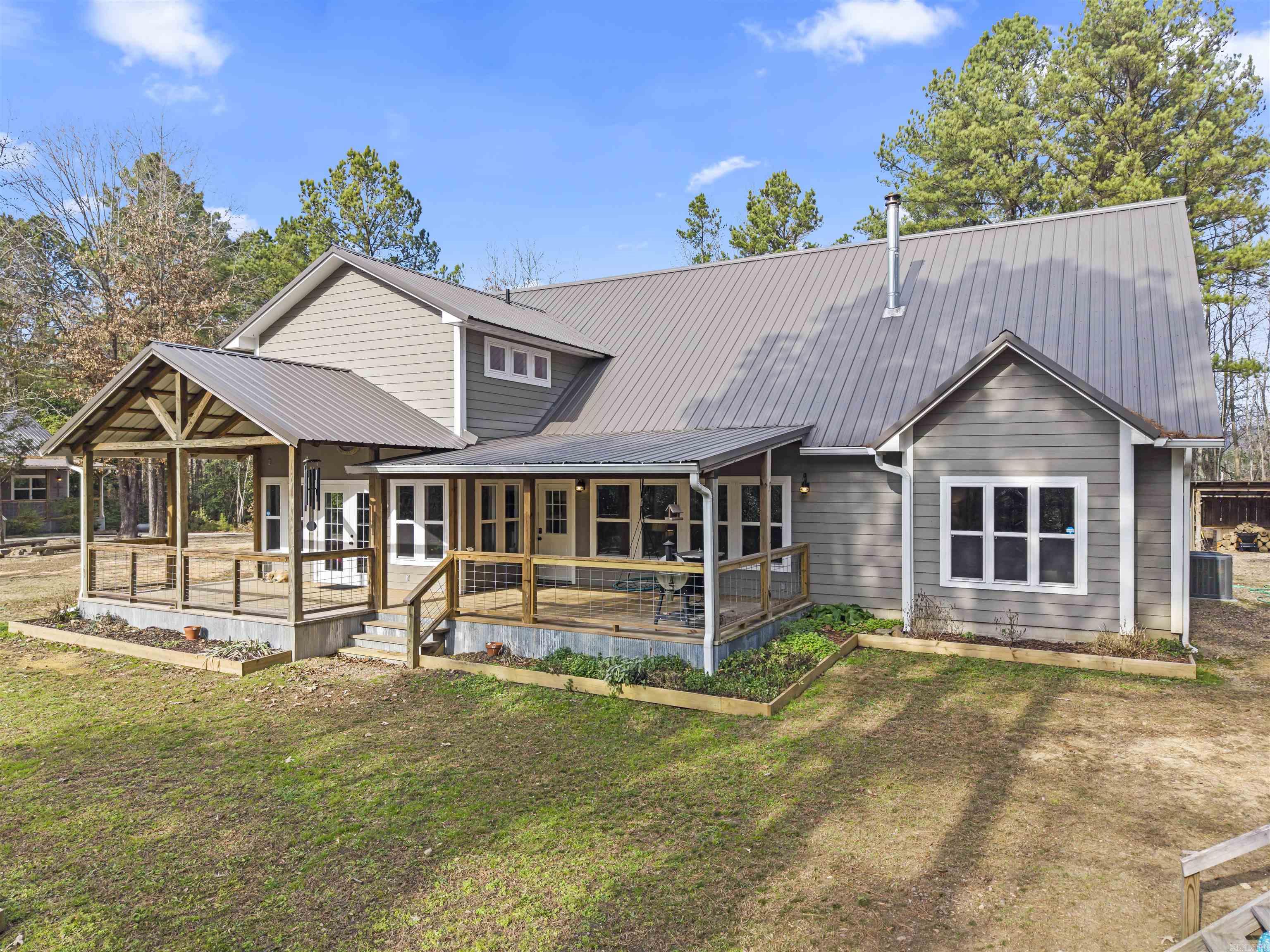 Metes & Bounds - Residential