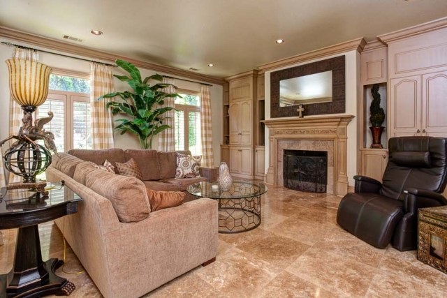 HICKORY CREEK - Residential