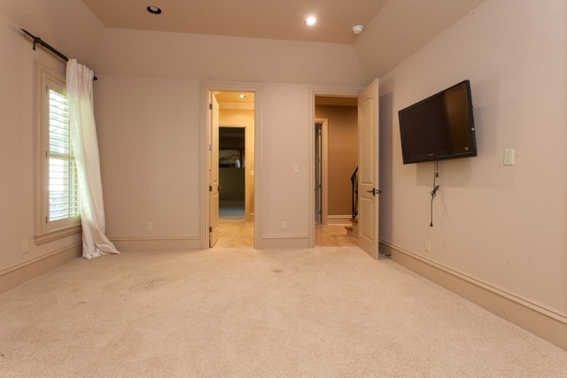 HICKORY CREEK - Residential