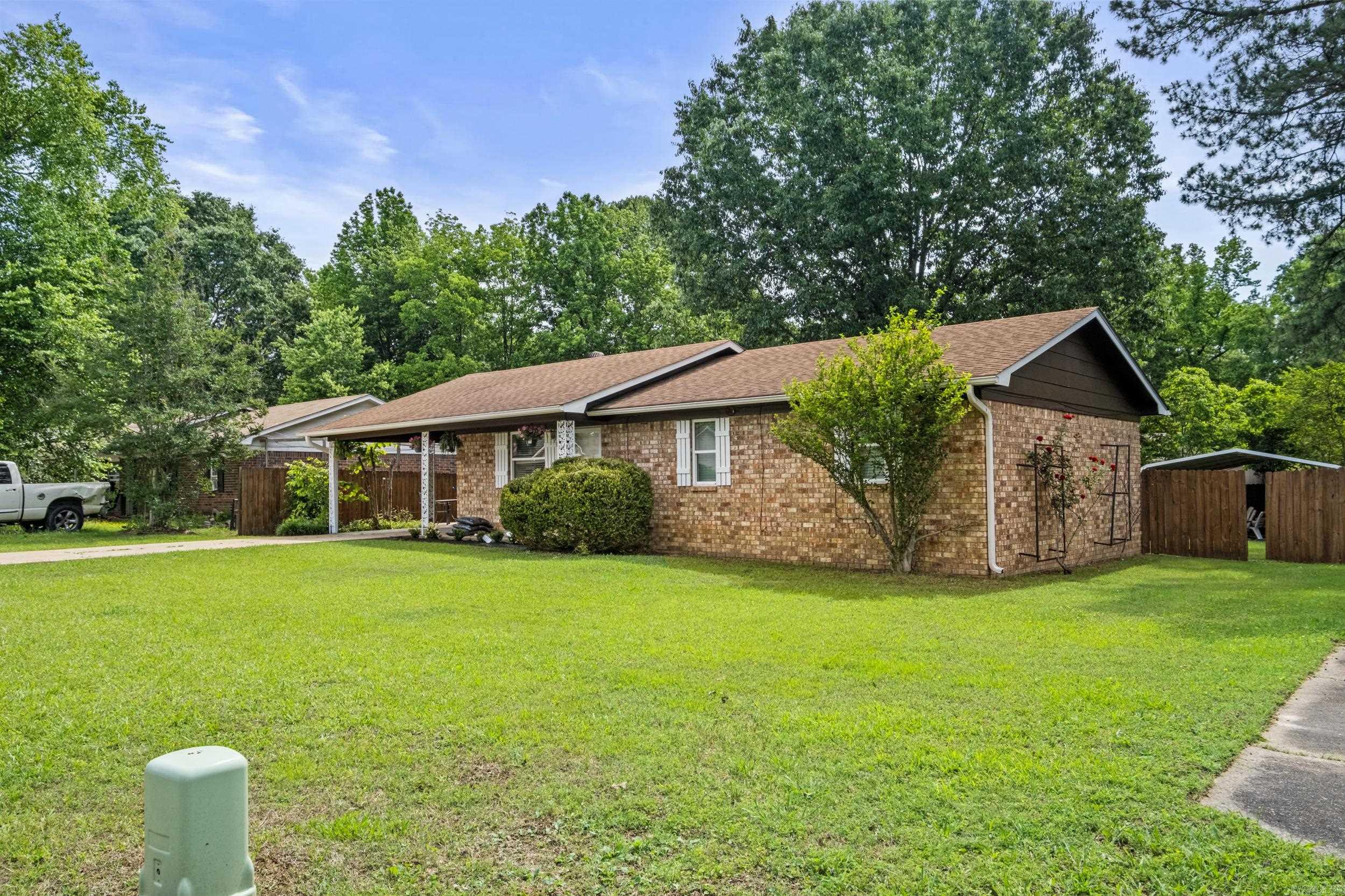 PHEASANT RUN - Residential