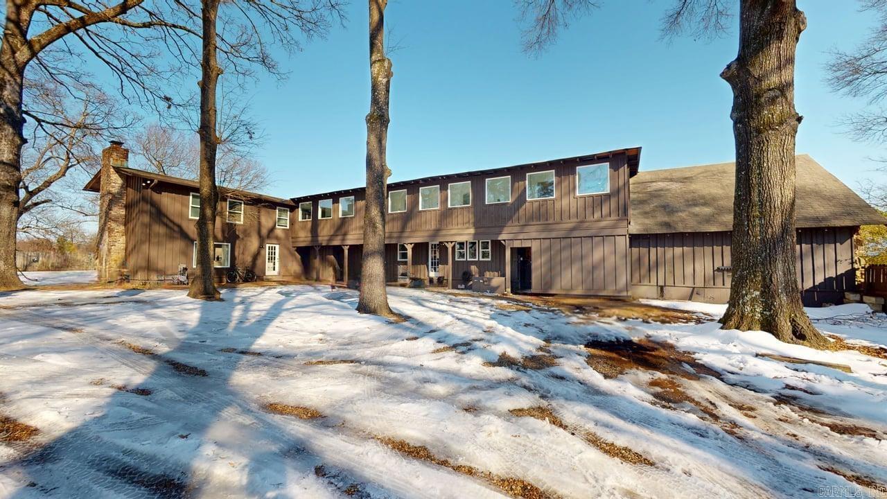 BEAR'S DEN - Residential