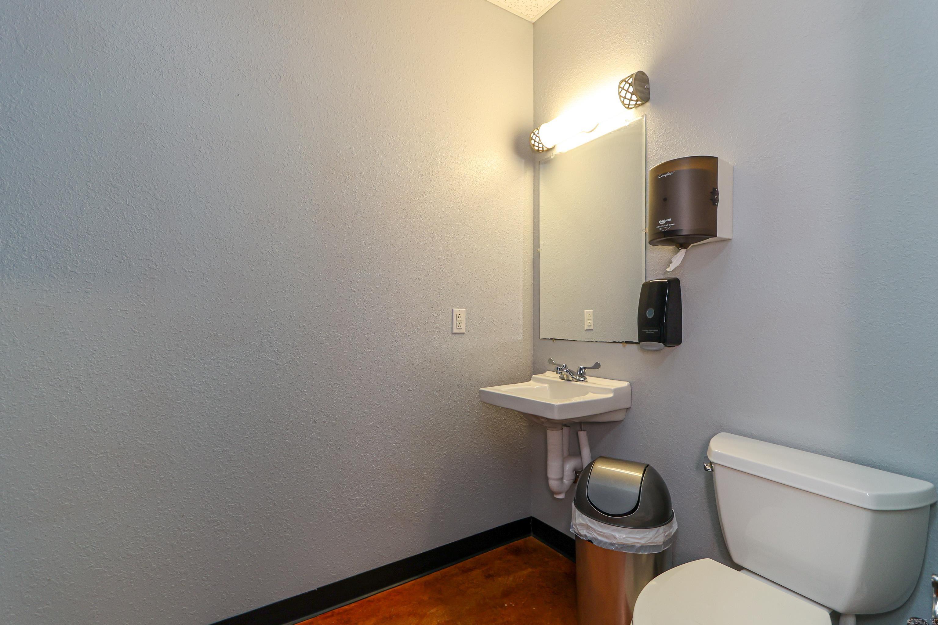 nil - Commercial Sale