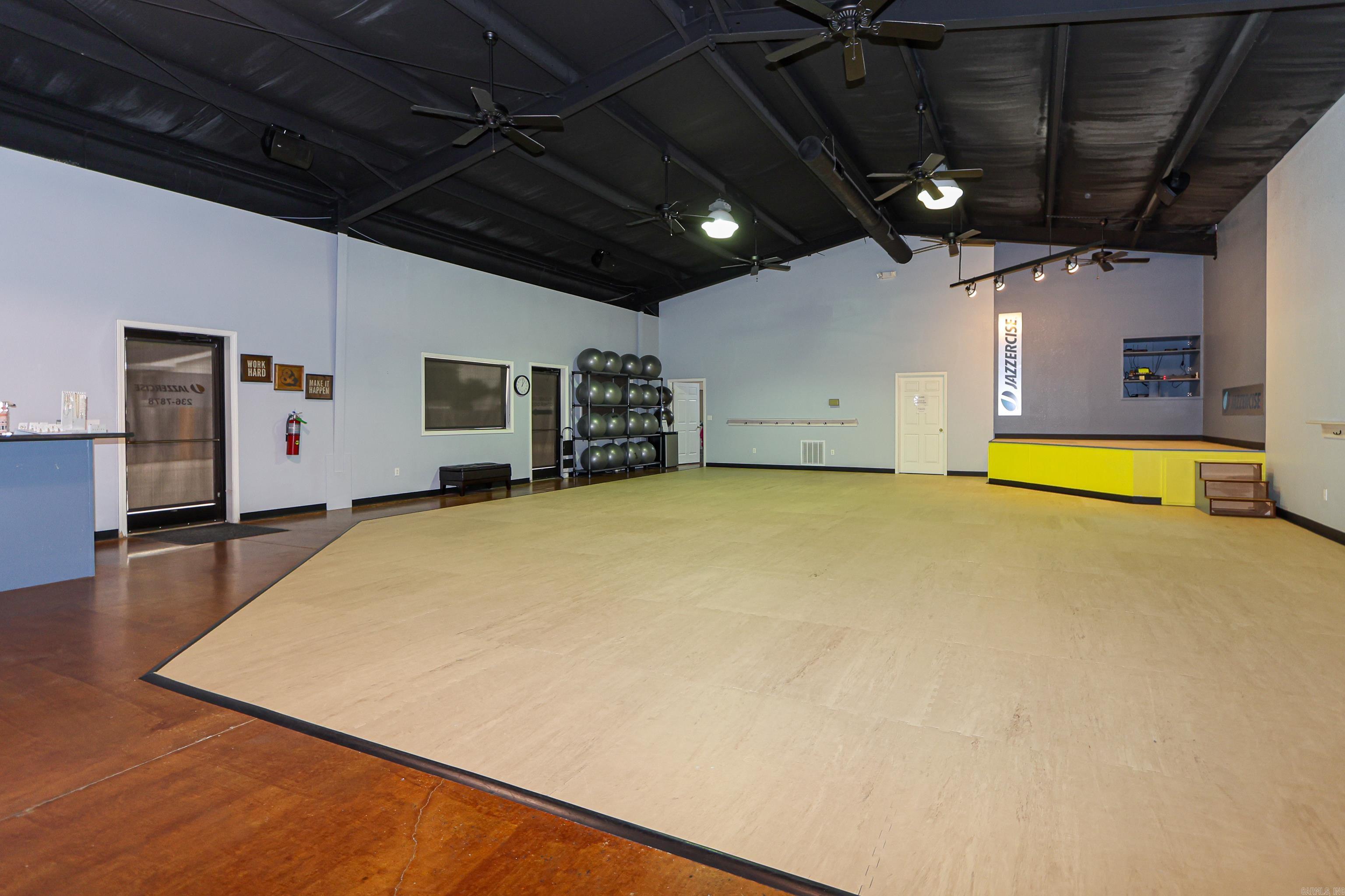 nil - Commercial Sale